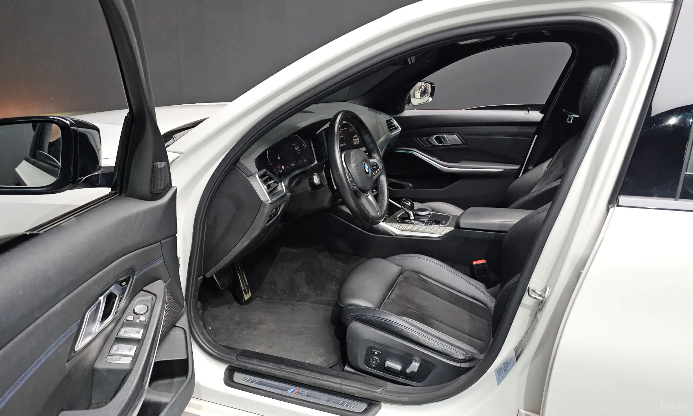 BMW 3 Series (G20) превью 10