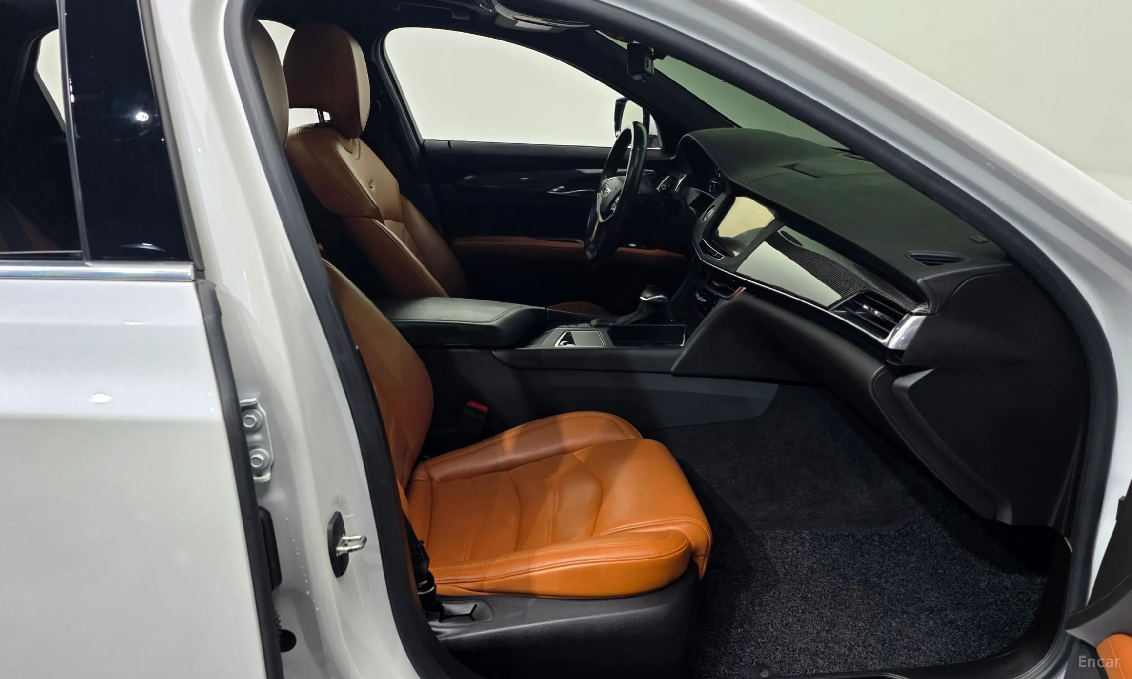 Cadillac CT6 превью 11