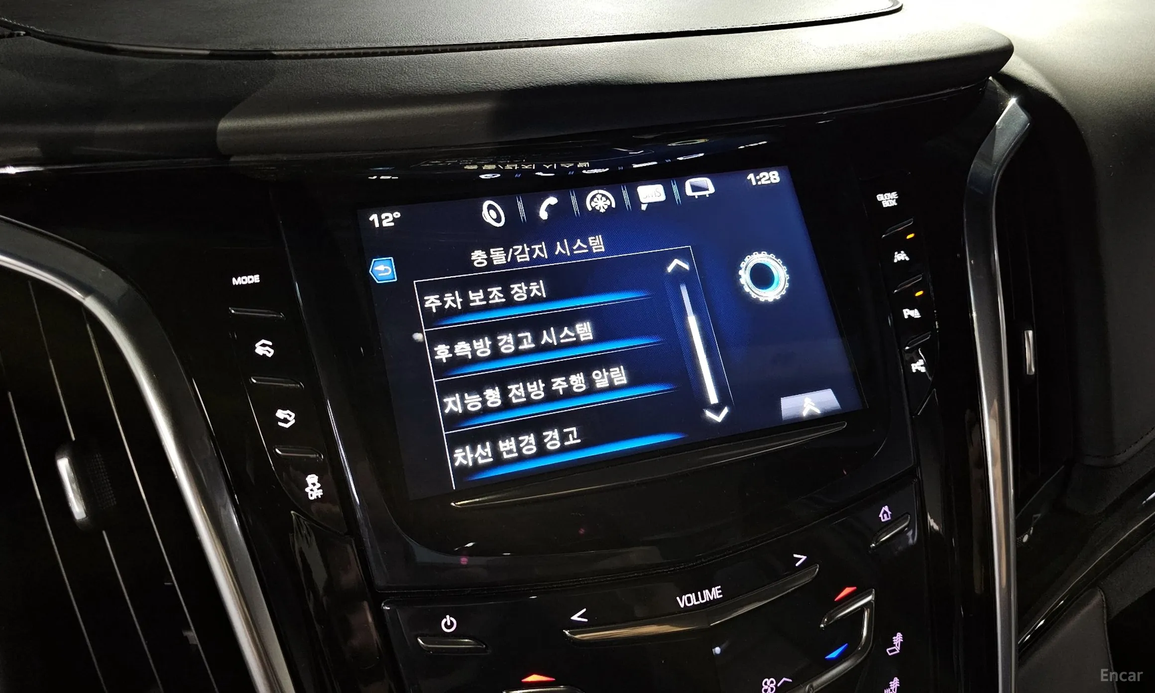 Cadillac Escalade превью 15