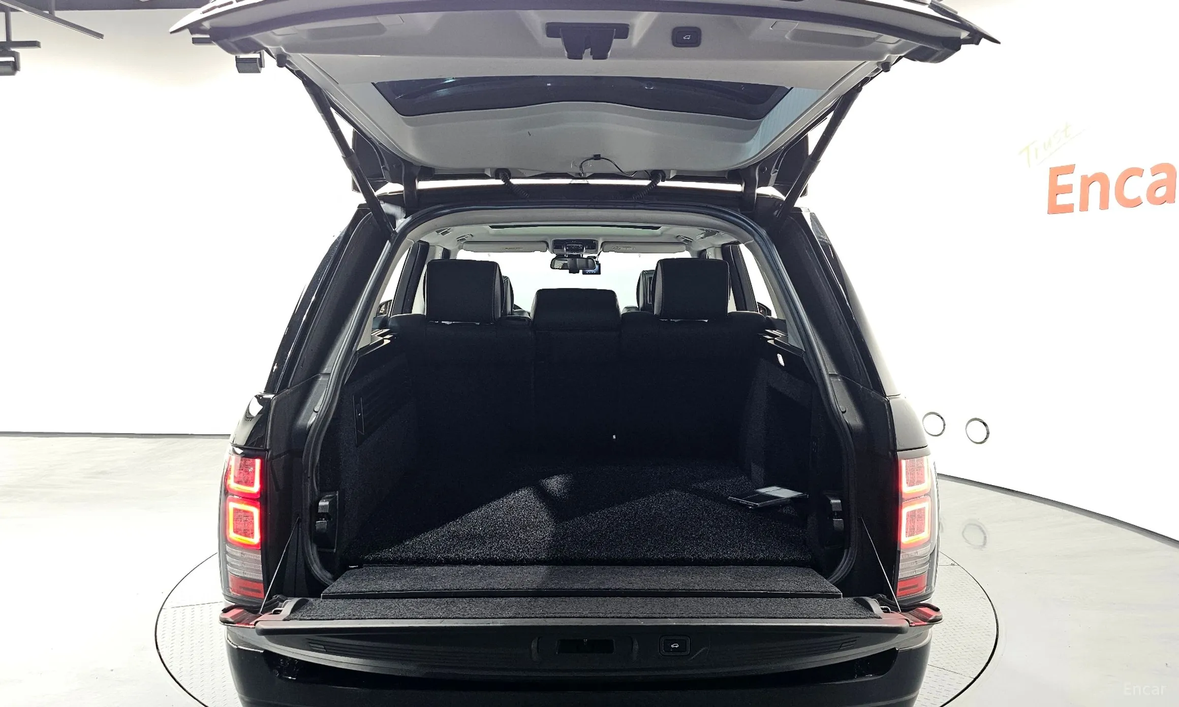 Land Rover Range Rover 4th Generation превью 20
