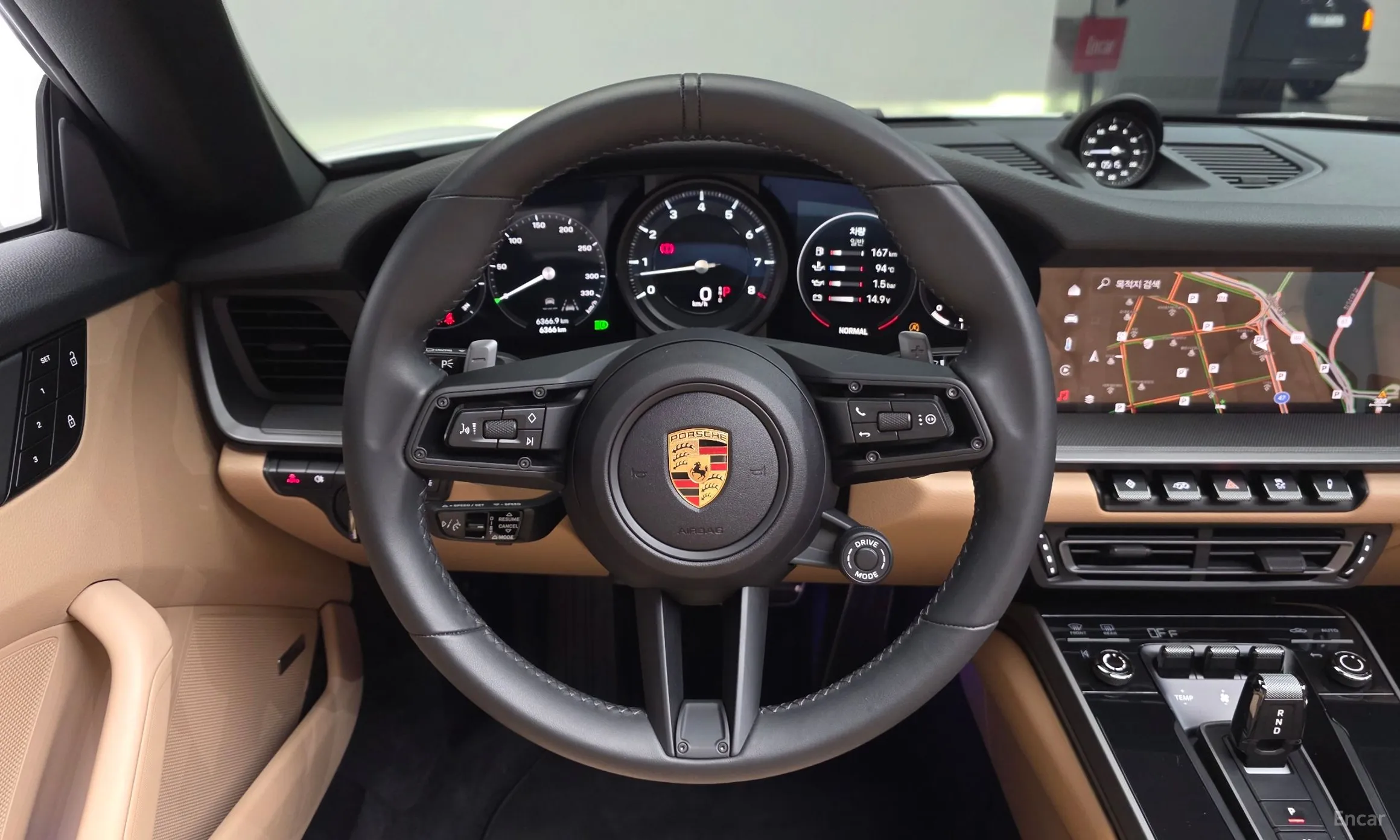 Porsche 911 (992) превью 13