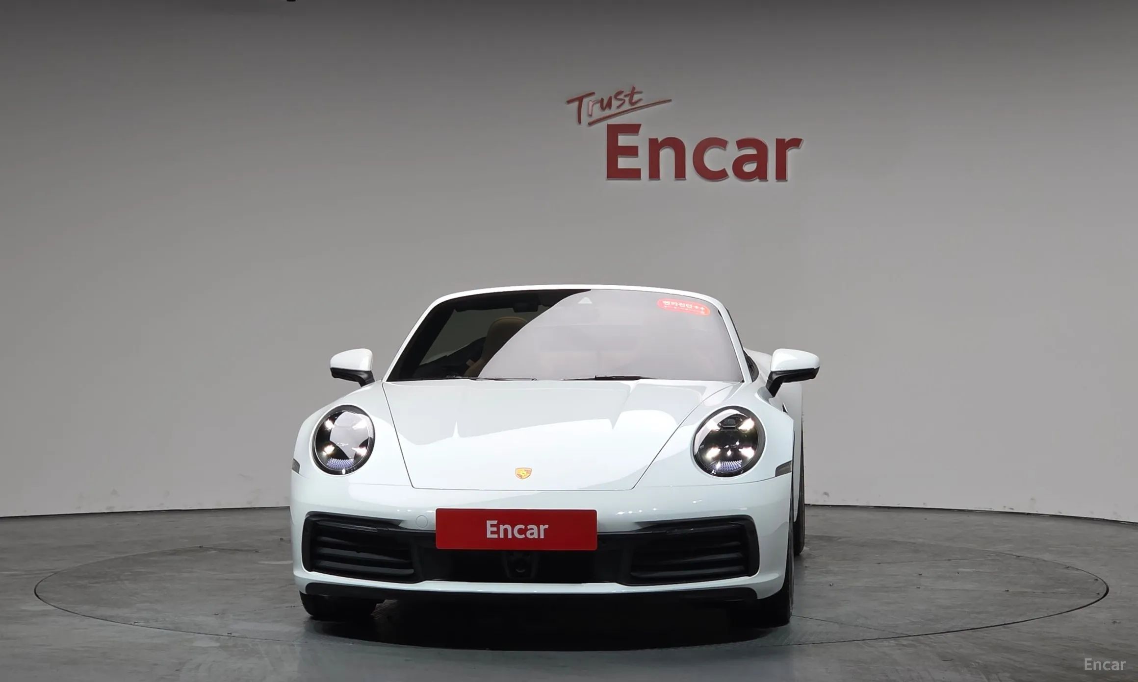 Porsche 911 (992) превью 3