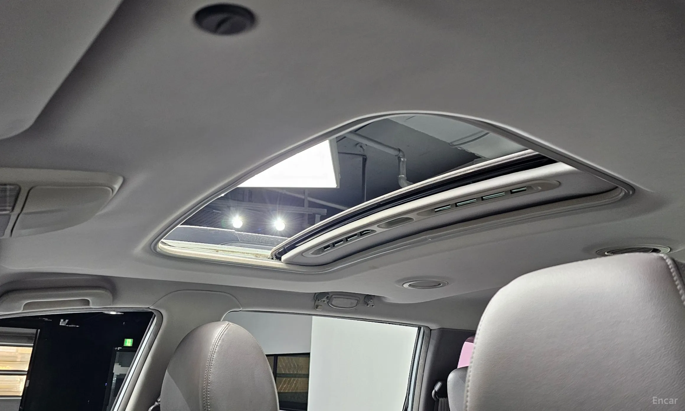 KG Mobility (SsangYong) Korando Turismo превью 16