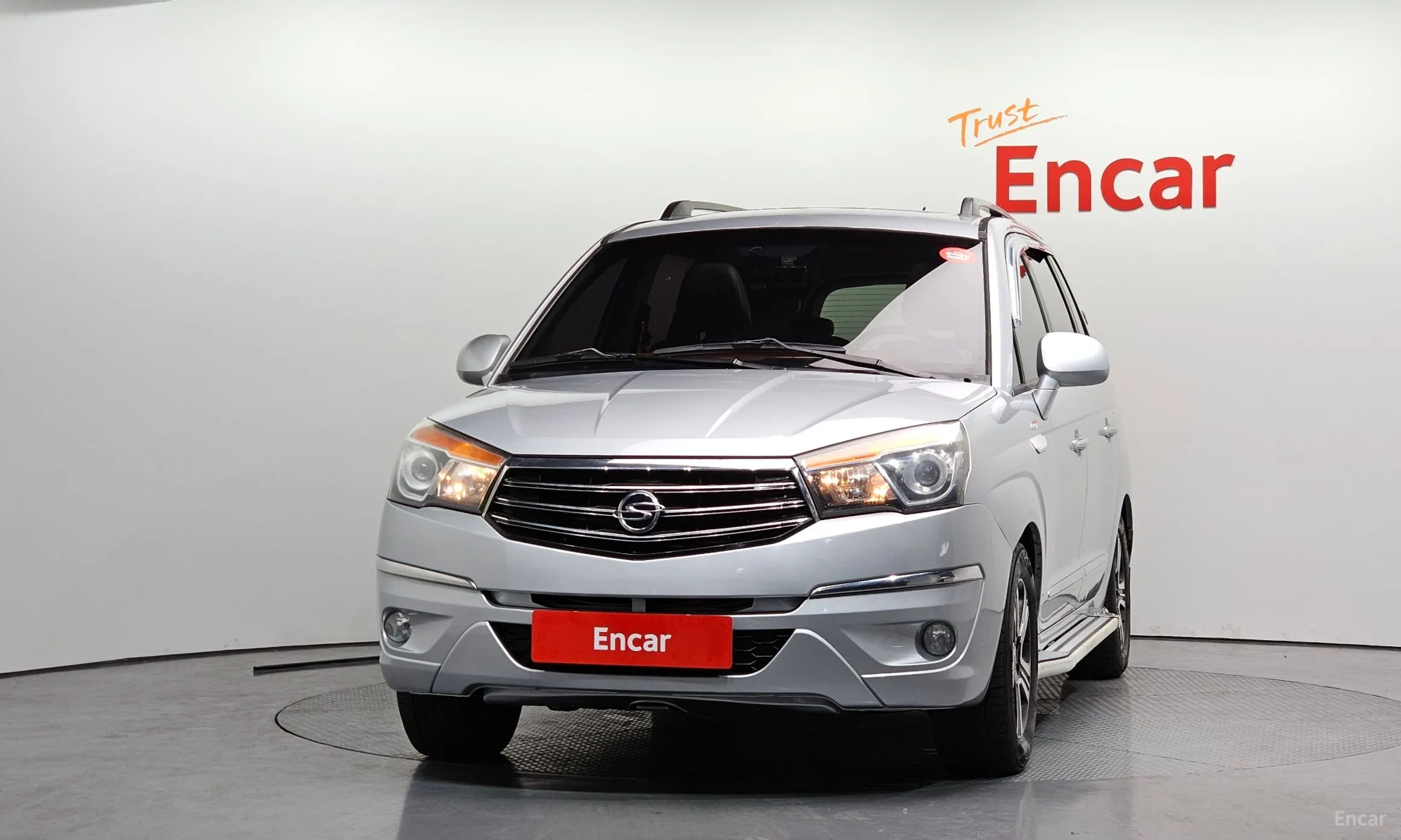 KG Mobility (SsangYong) Korando Turismo превью 3