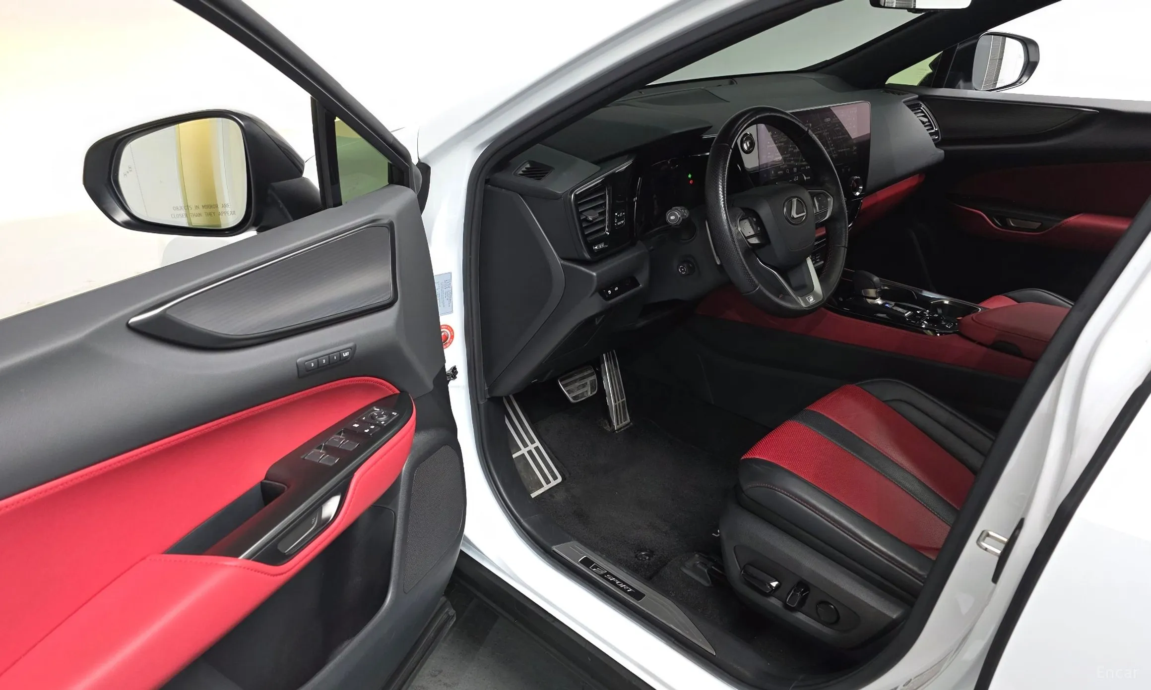Lexus NX450h + 2nd Gen превью 10