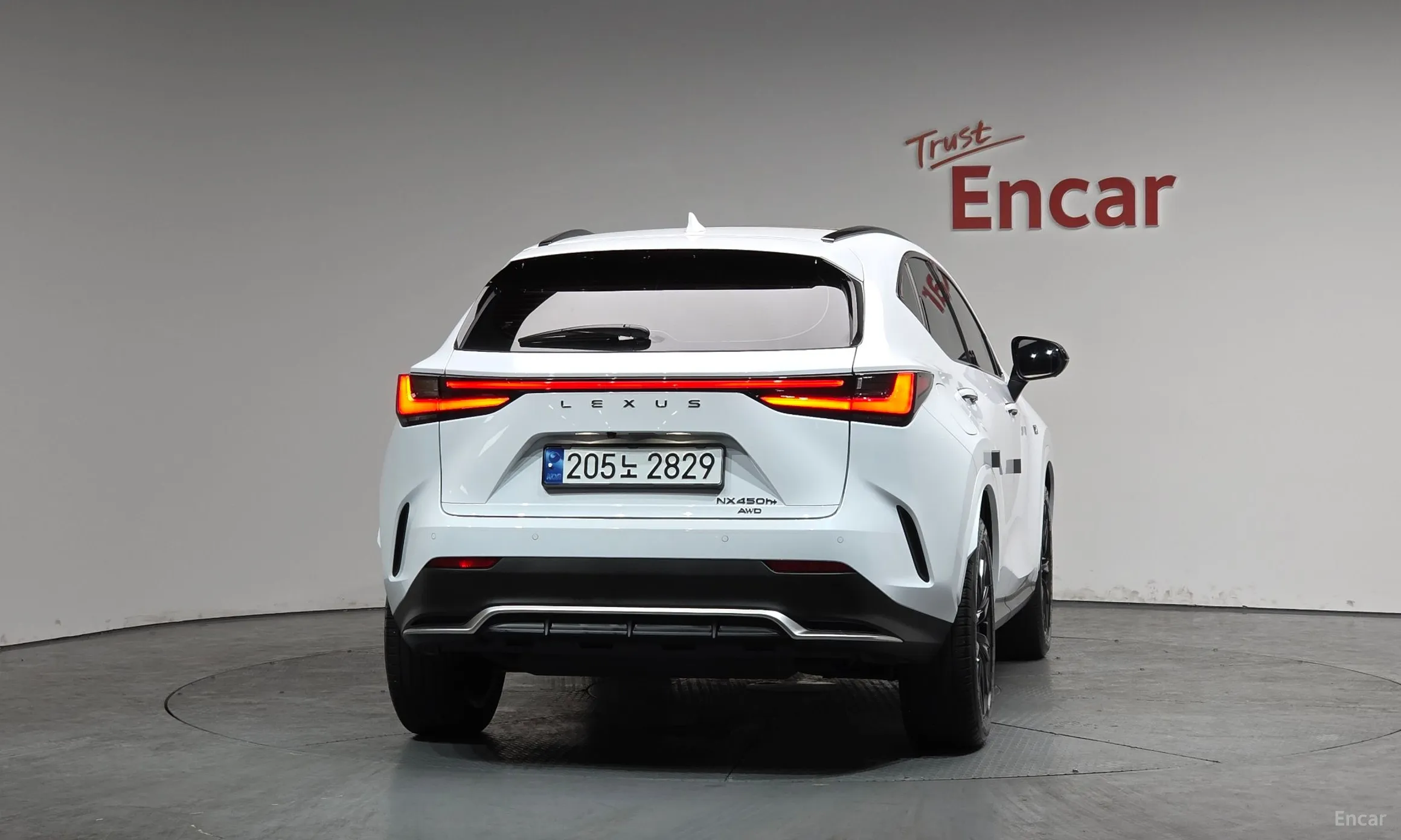 Lexus NX450h + 2nd Gen превью 4
