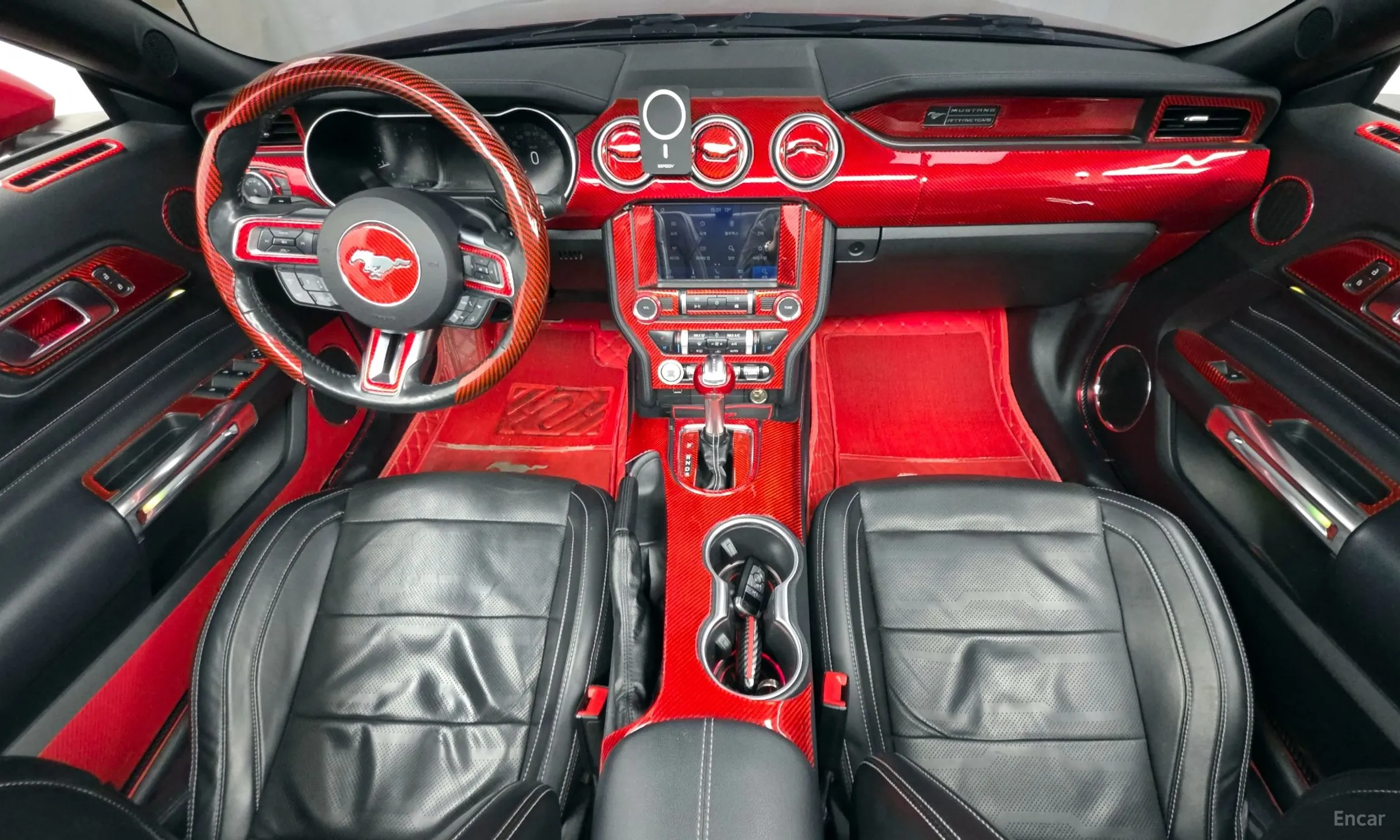 Ford Mustang превью 7