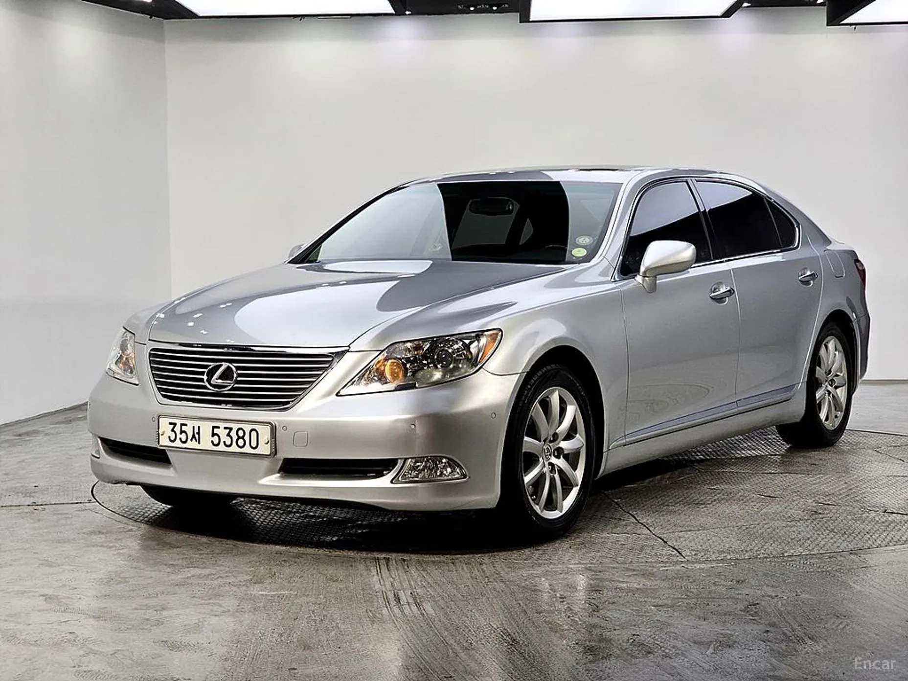 Lexus LS460L