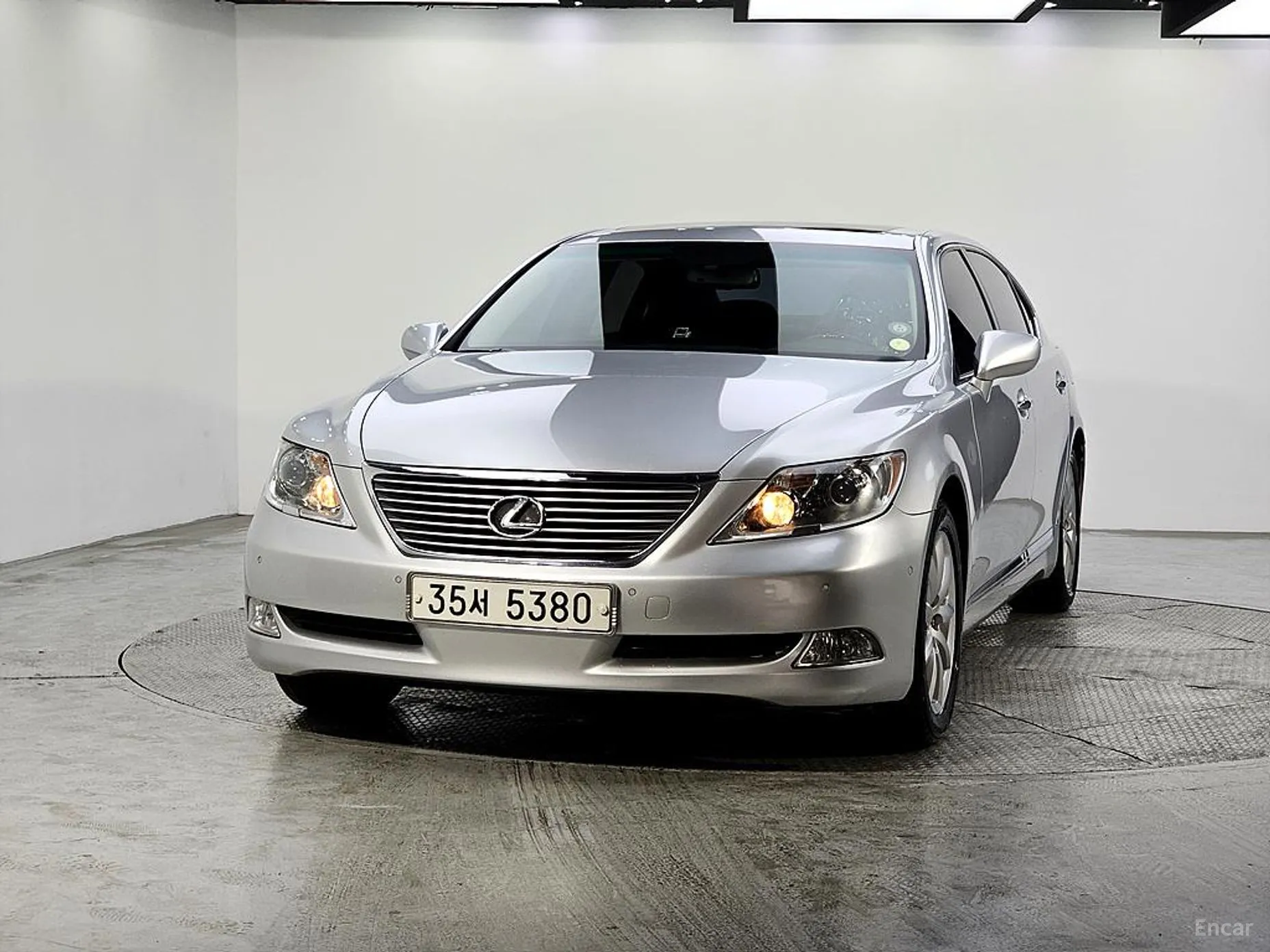 Lexus LS460L
