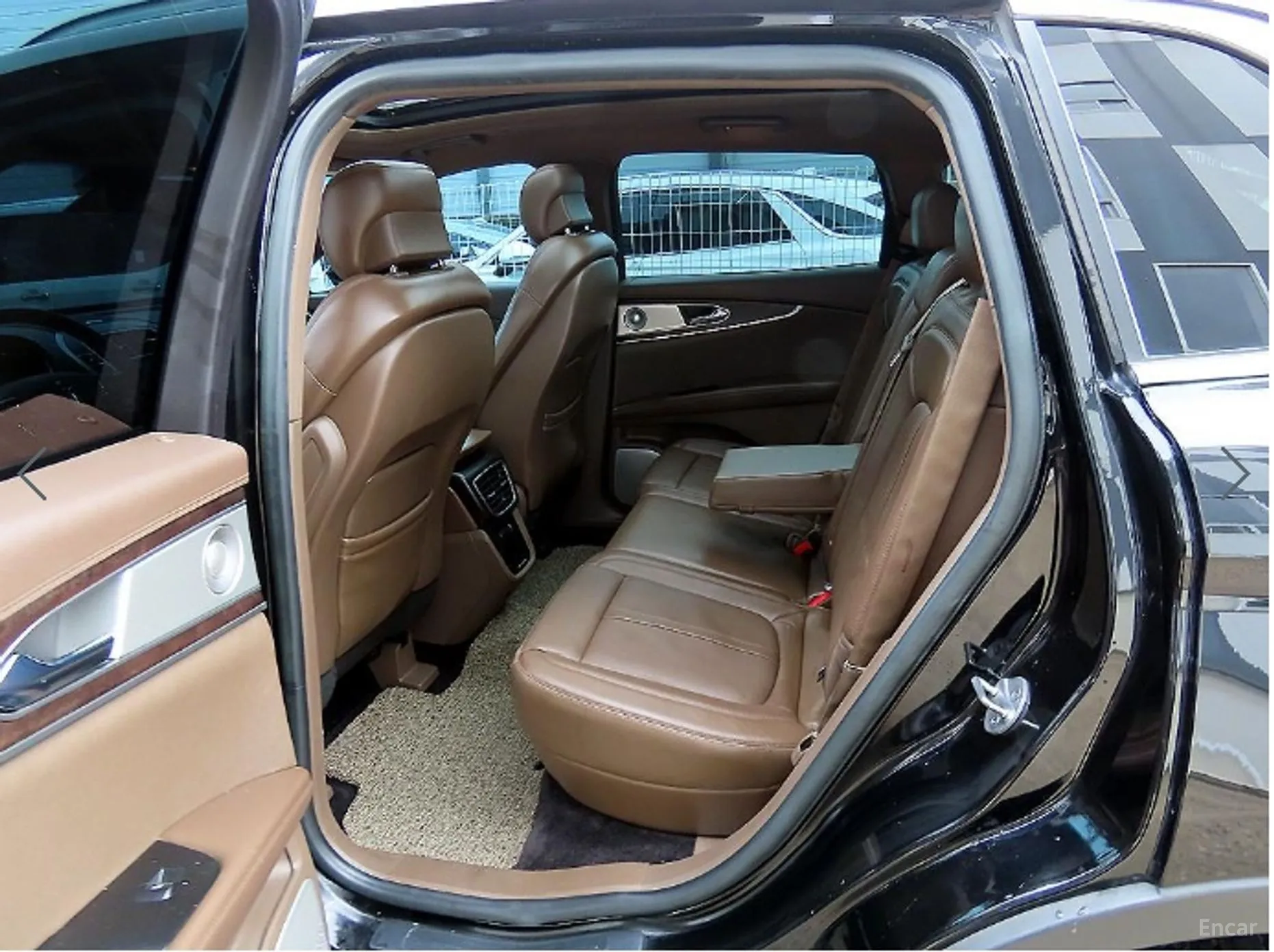 Lincoln MKX 2nd Generation превью 6