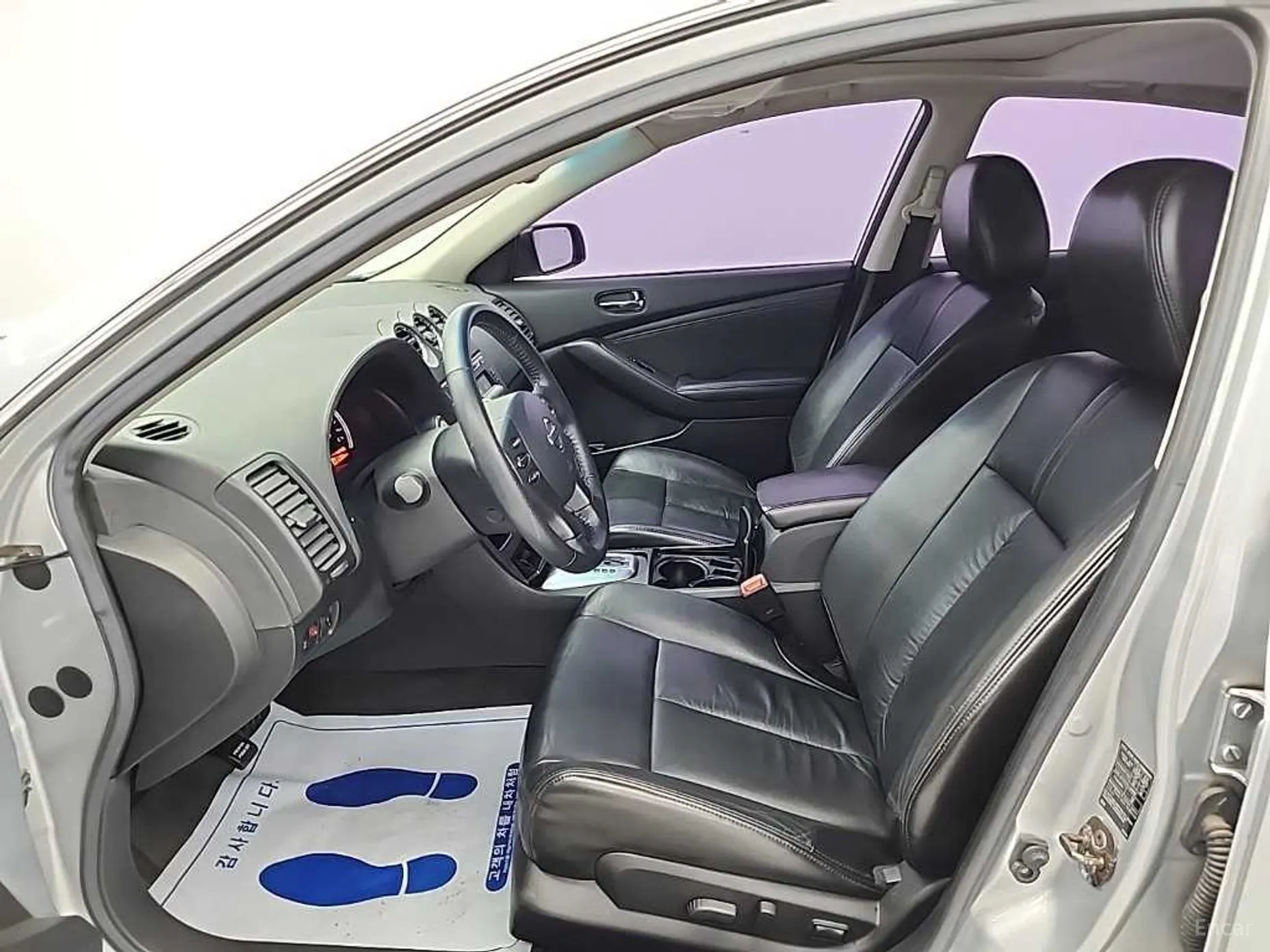 Nissan Altima превью 11