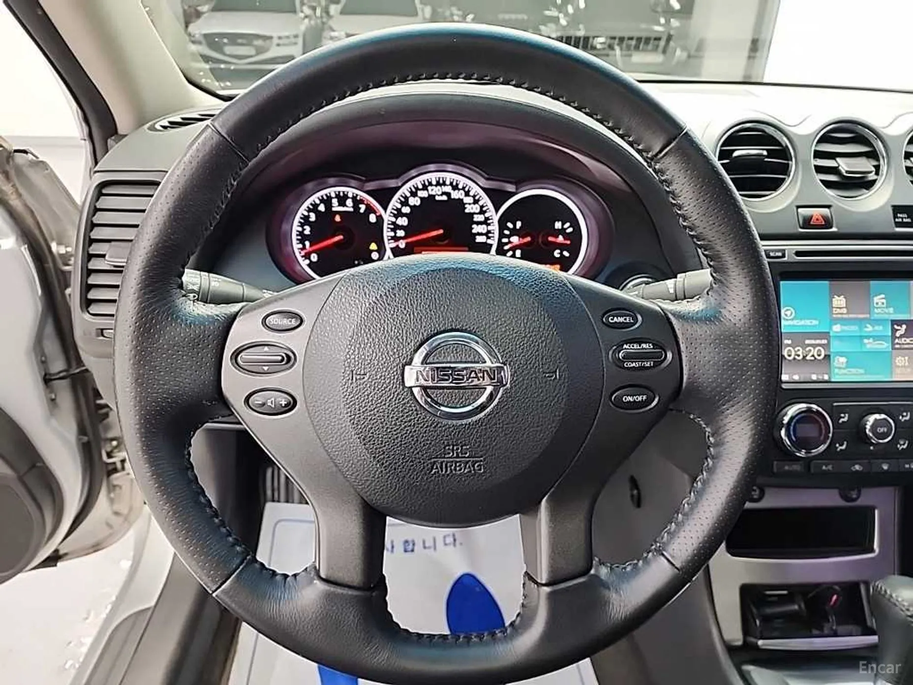 Nissan Altima превью 9