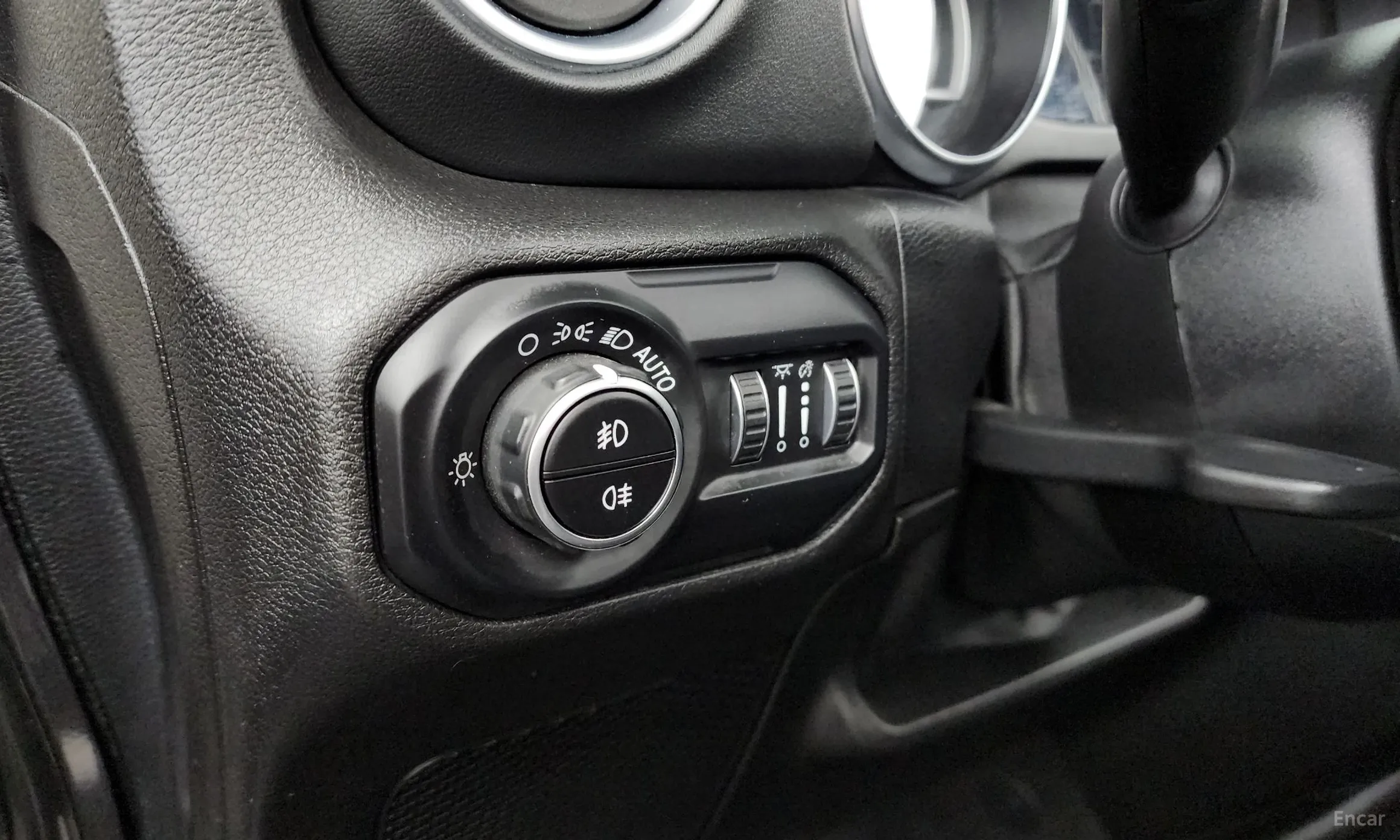 Jeep Wrangler (JL) превью 16