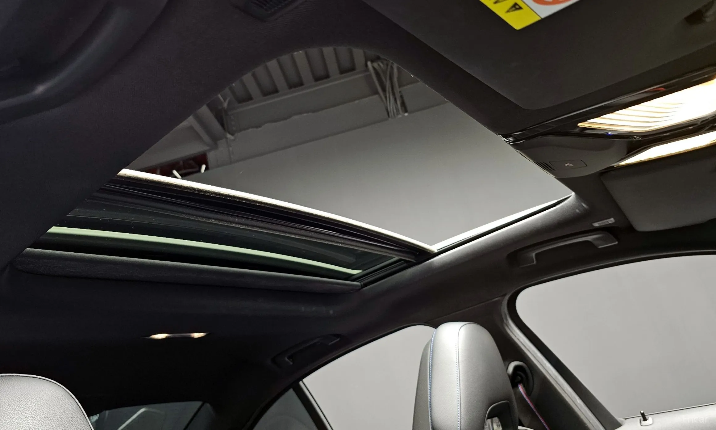 BMW 3 Series (G20) превью 19