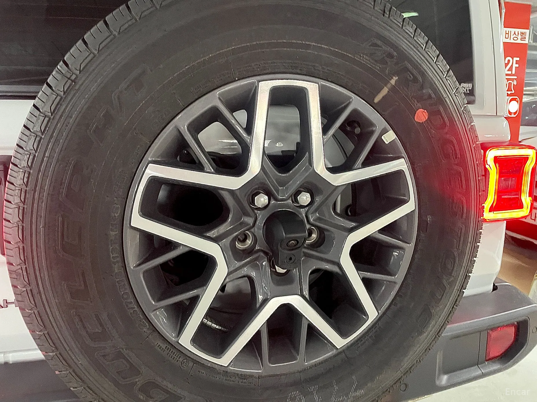 Jeep Wrangler (JL) превью 17