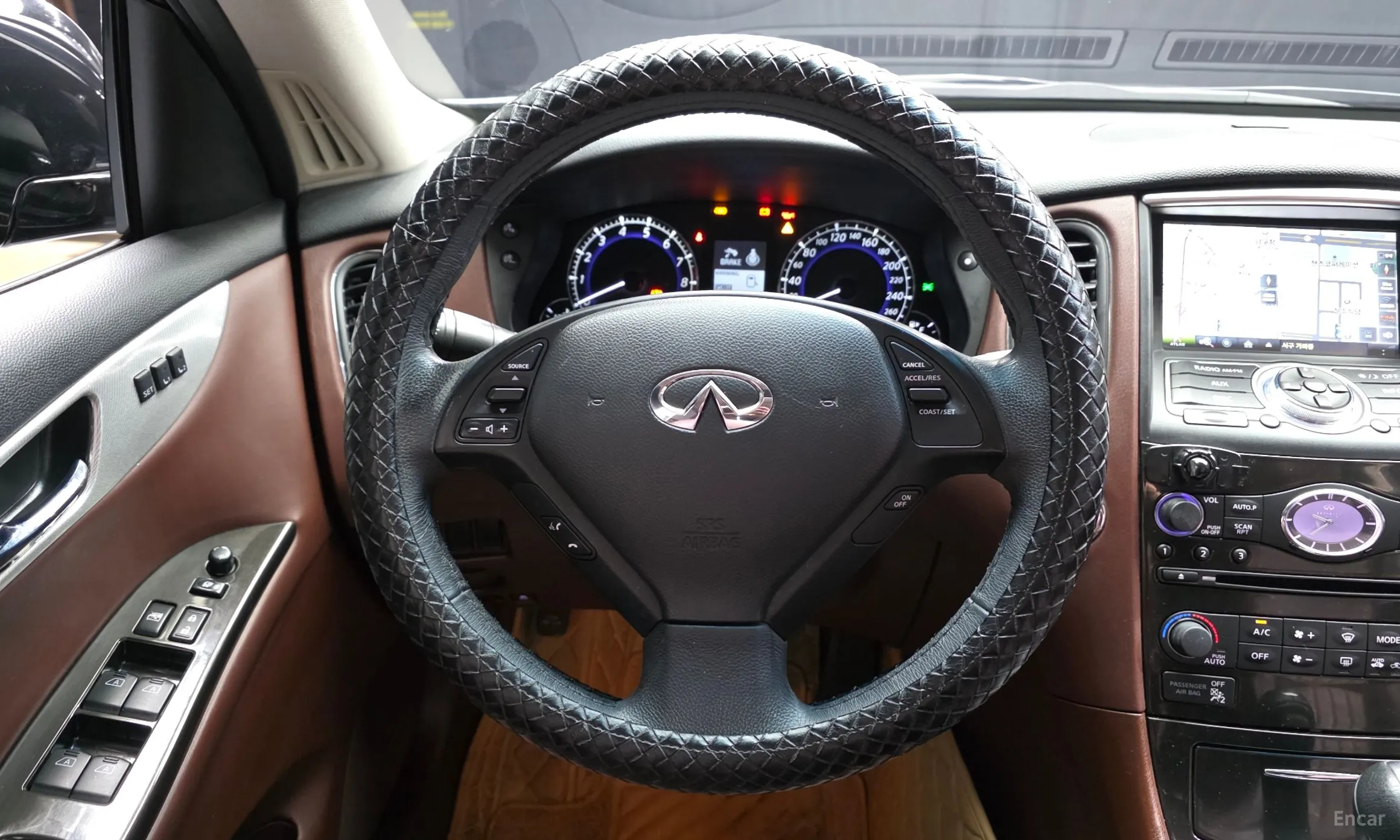Infiniti QX50 превью 13