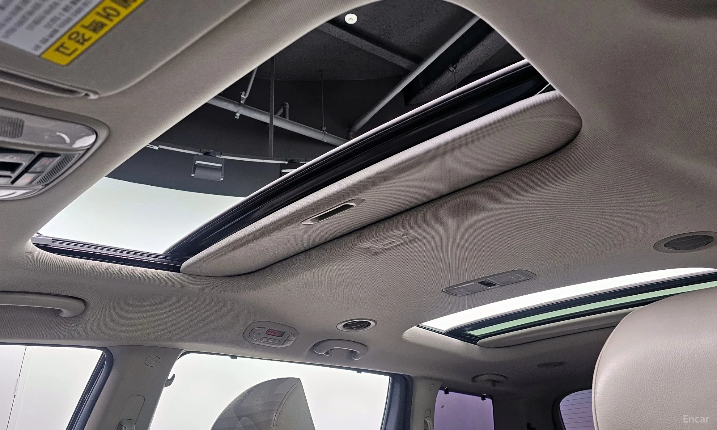 Kia Carnival превью 19