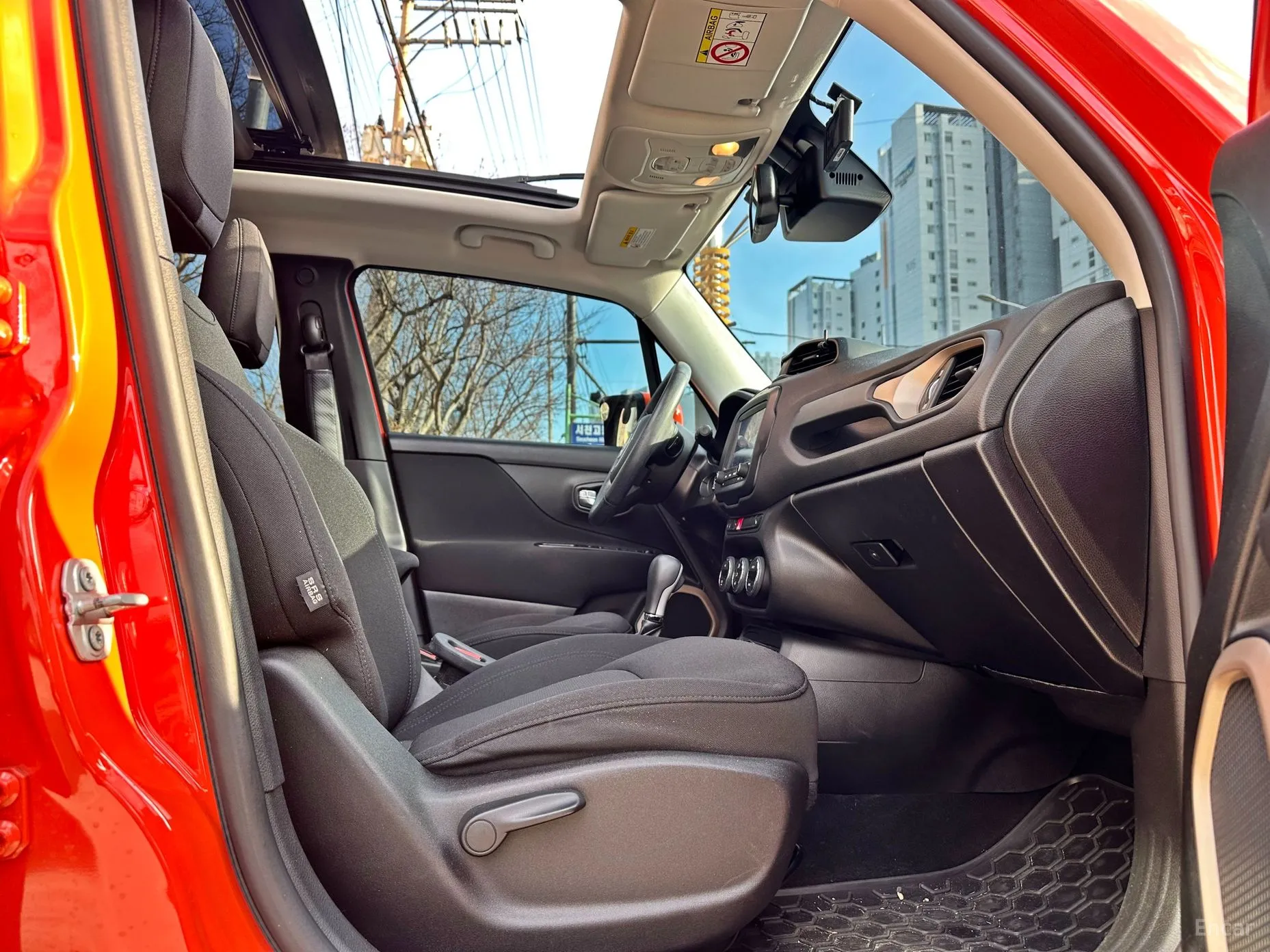 Jeep Renegade превью 6