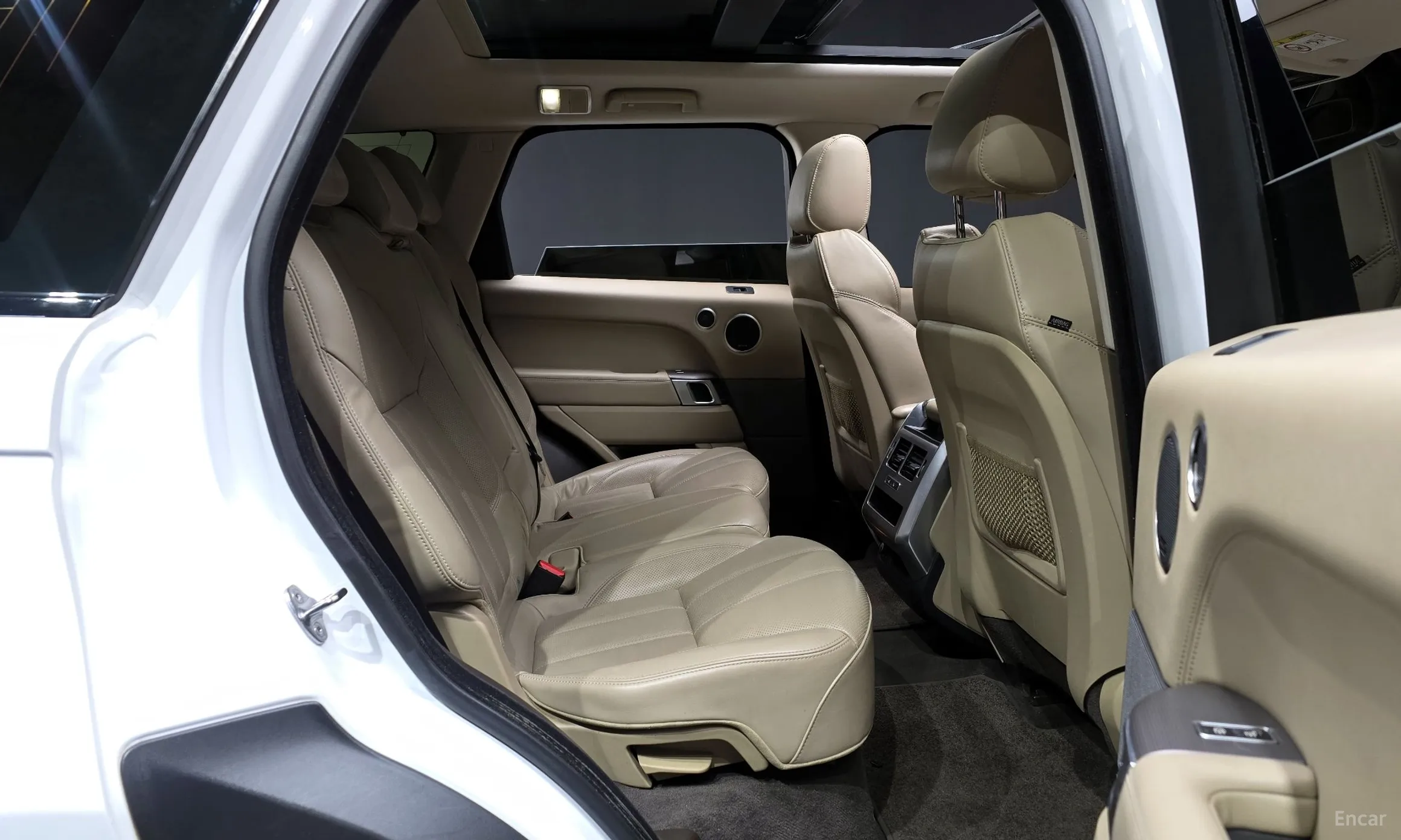 Land Rover Range Rover Sport 2nd Generation превью 12