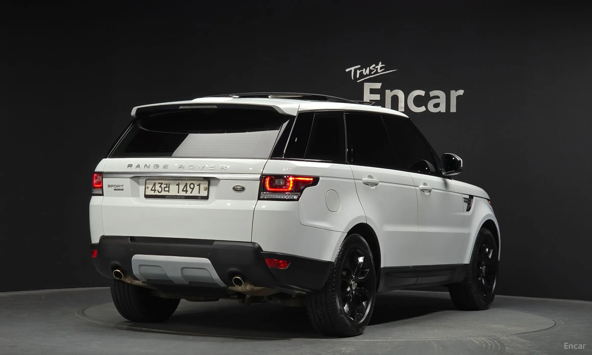 Land Rover Range Rover Sport 2nd Generation