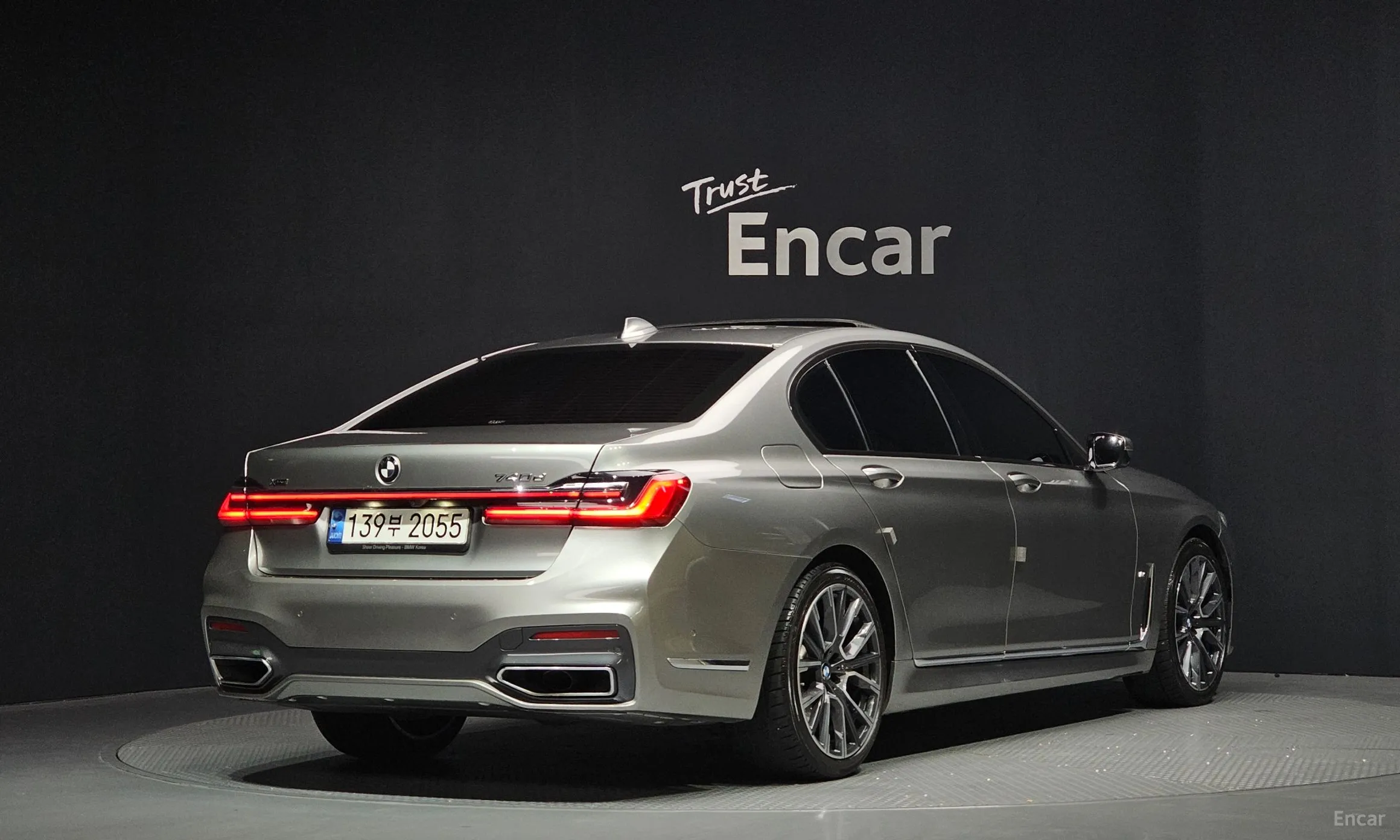 BMW 7 Series (G11)