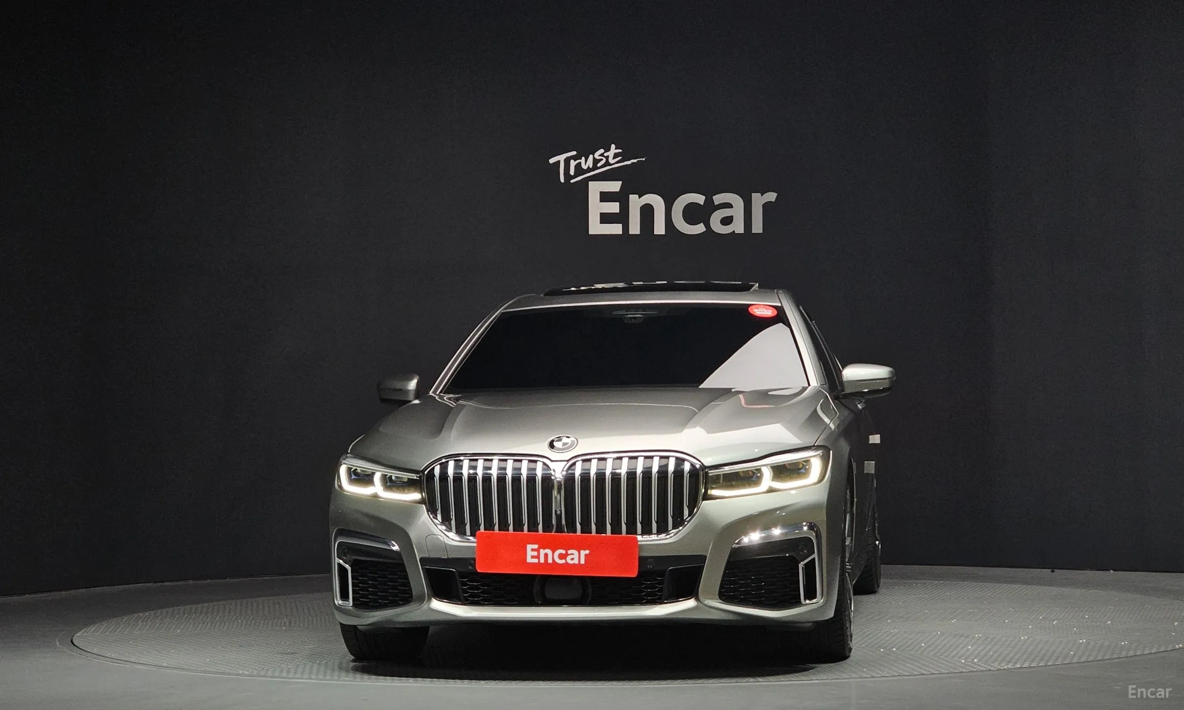 BMW 7 Series (G11) превью 3
