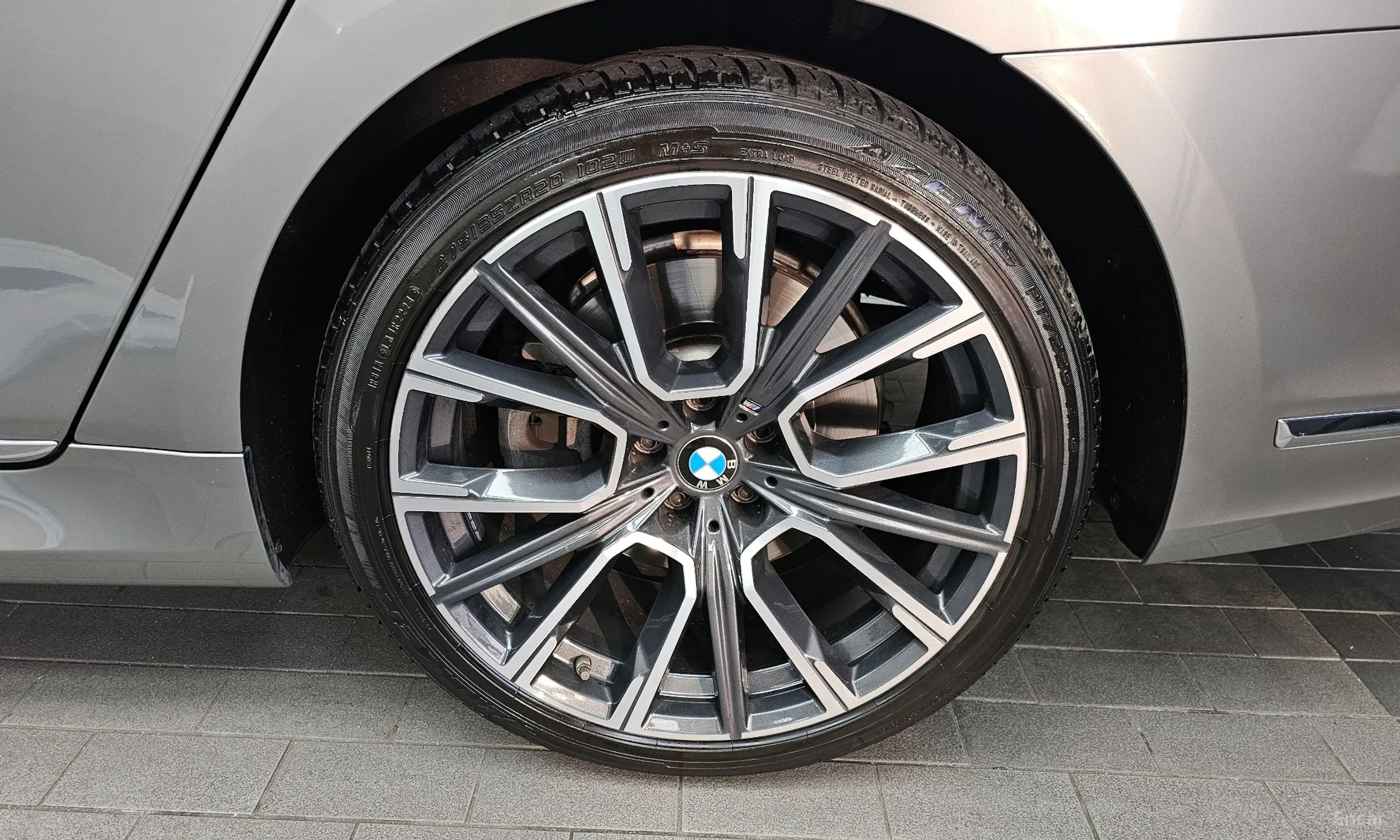 BMW 7 Series (G11) превью 5