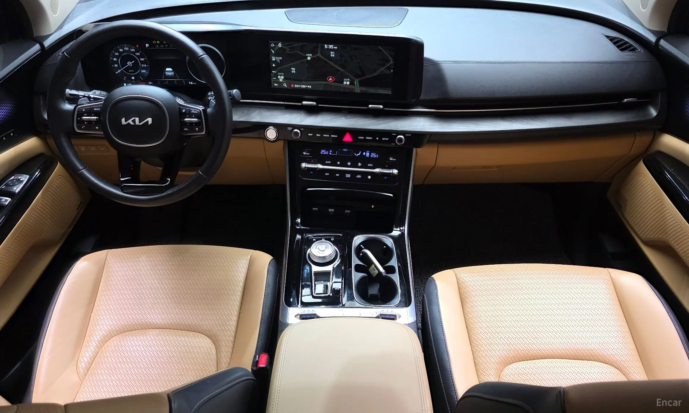 Kia Carnival Gen 4 превью 7