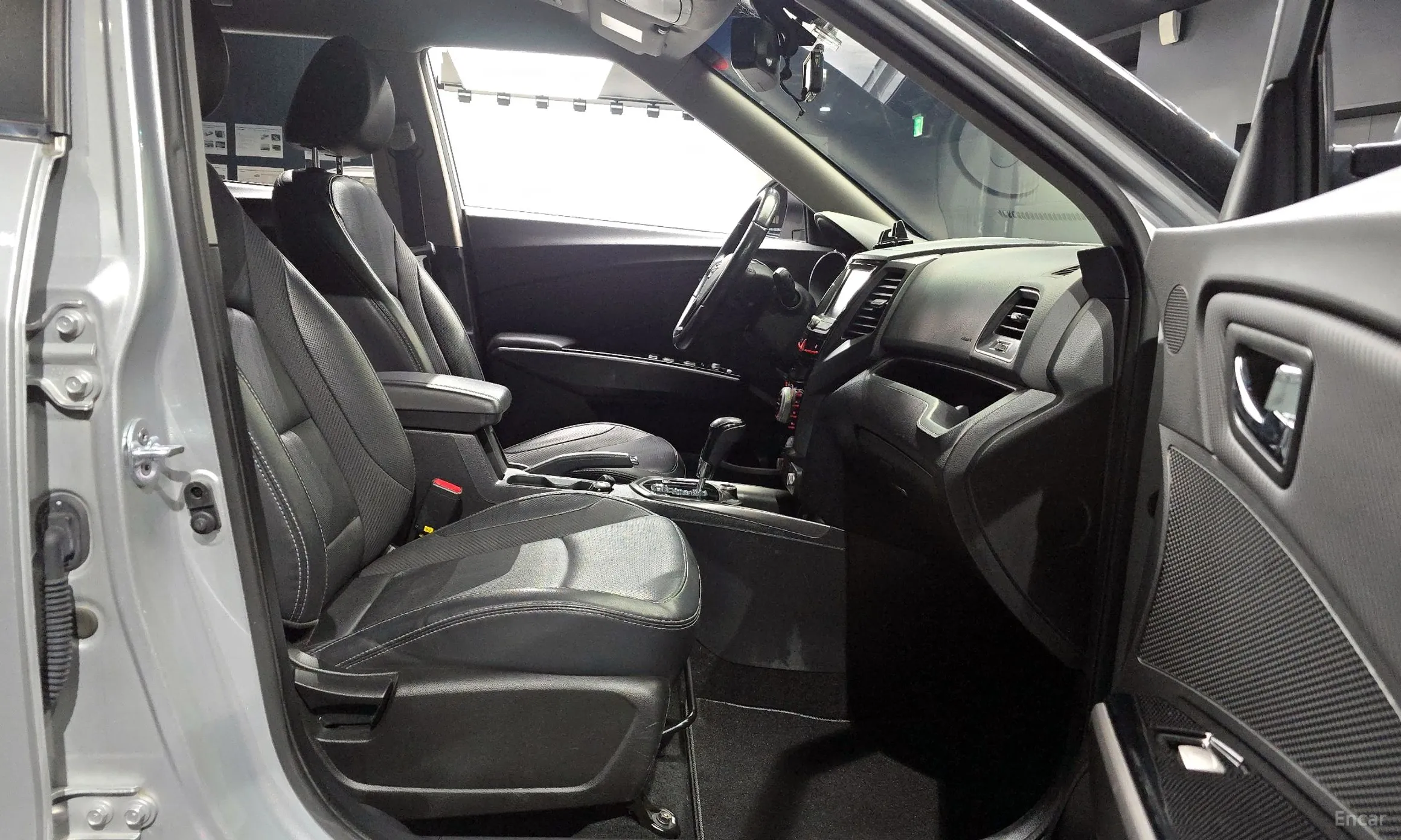 KG Mobility (SsangYong) Tivoli, Lazio превью 11