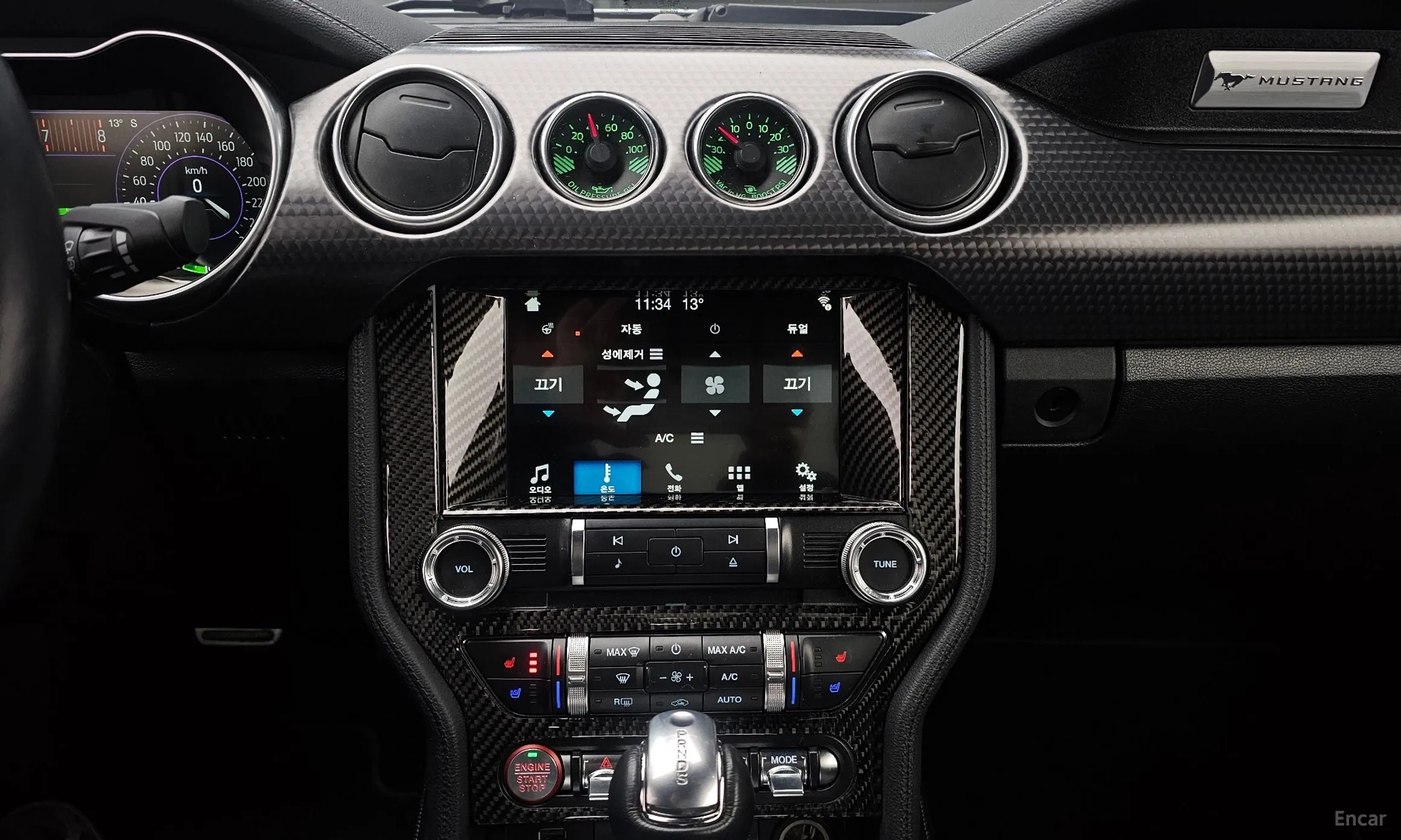 Ford Mustang превью 15
