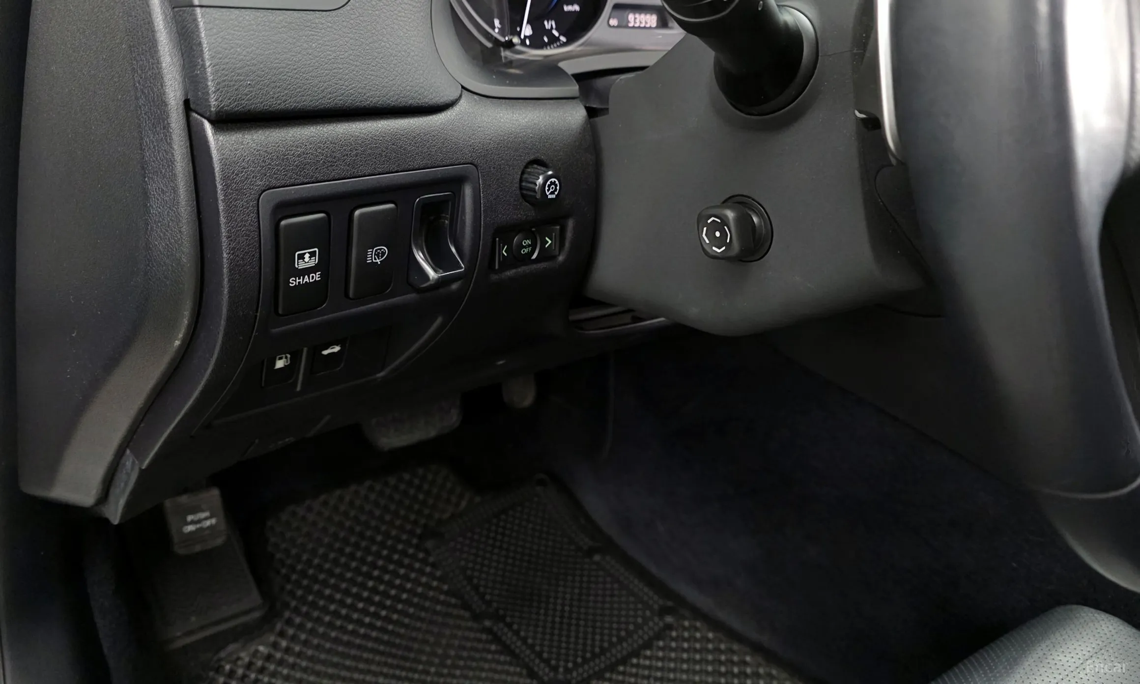 Lexus IS250 превью 18