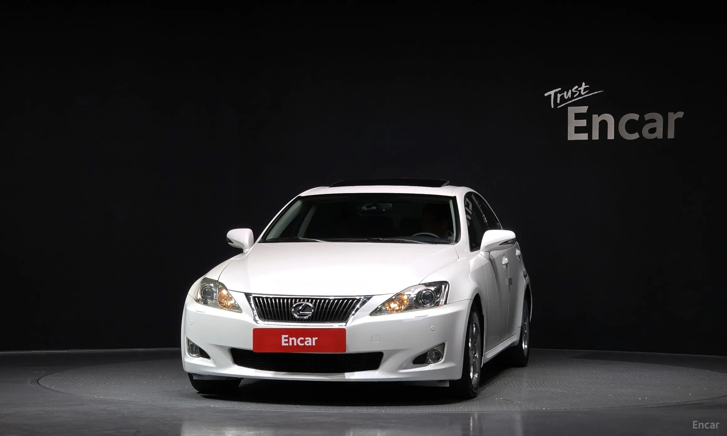Lexus IS250 превью 3