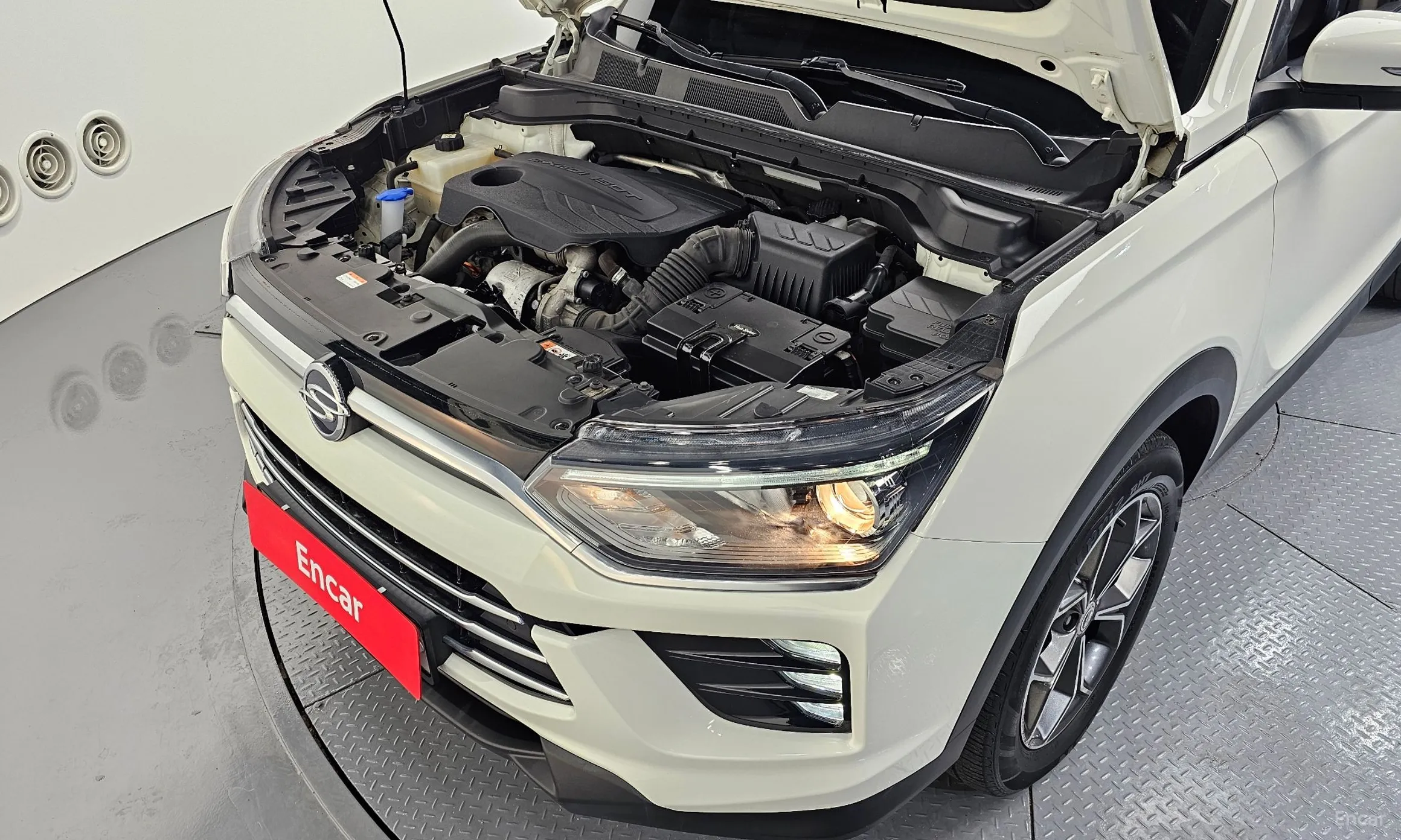 KG Mobility (SsangYong) Beautiful Korando превью 6