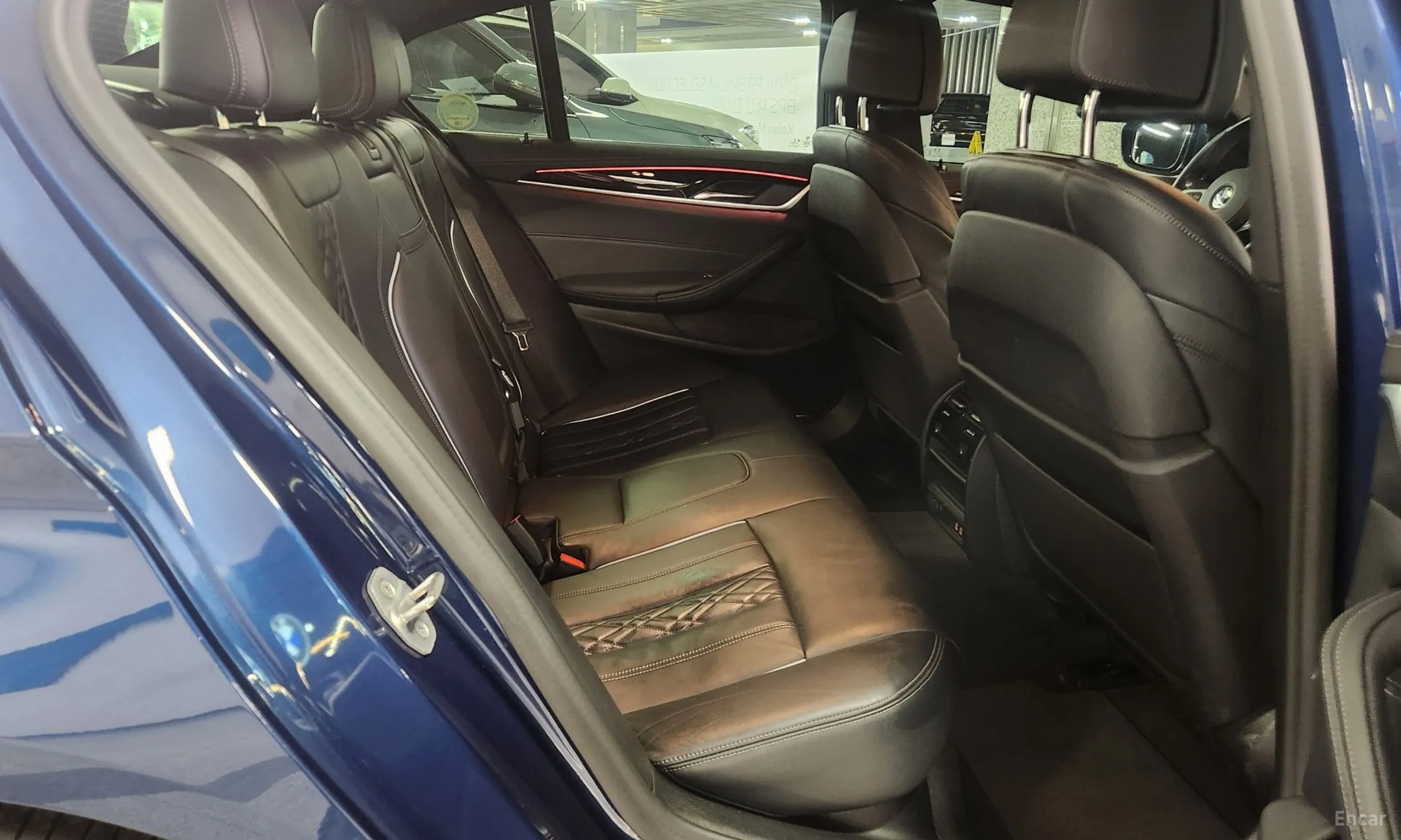 BMW 5 Series (G30) превью 10