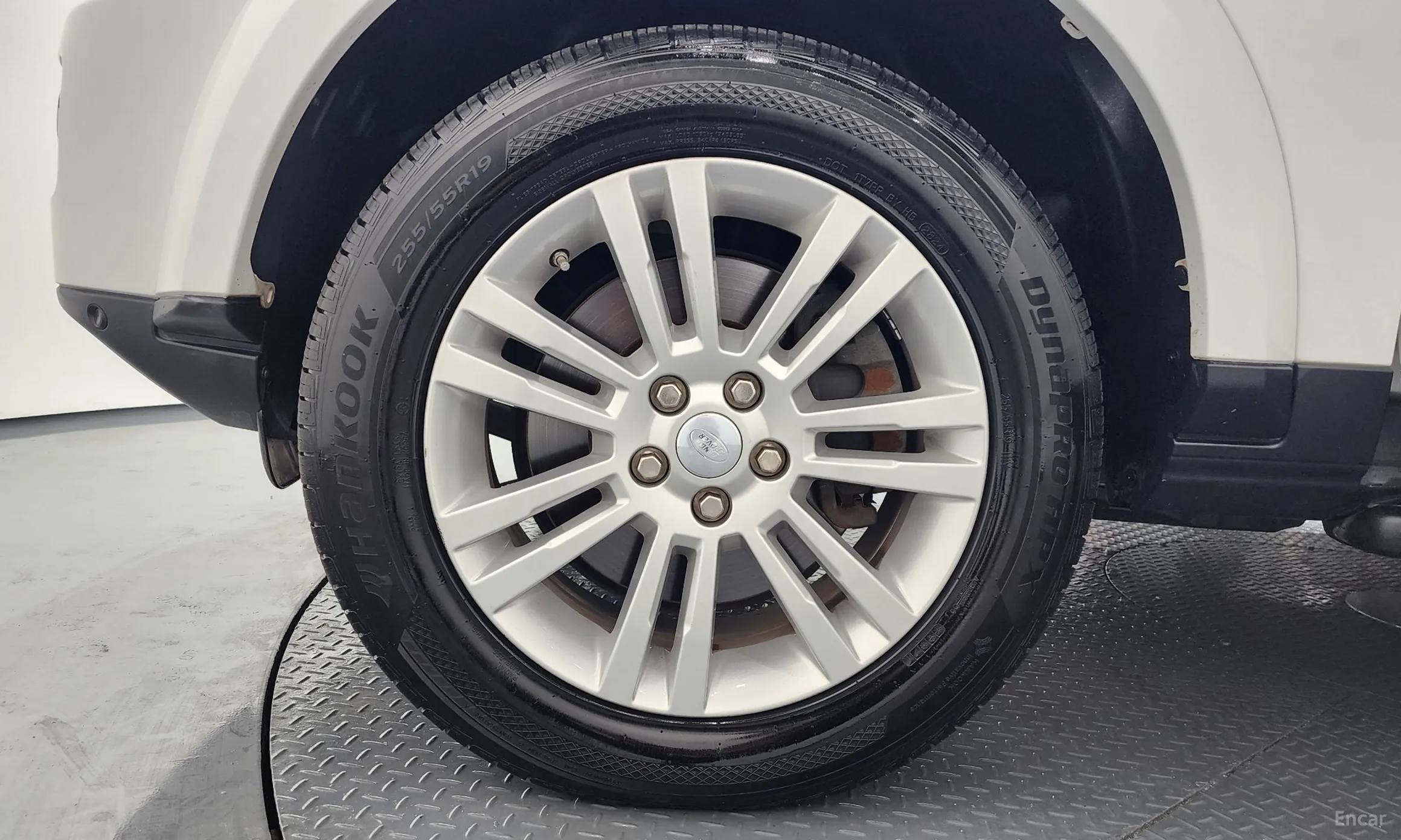 Land Rover Discovery 4 превью 5