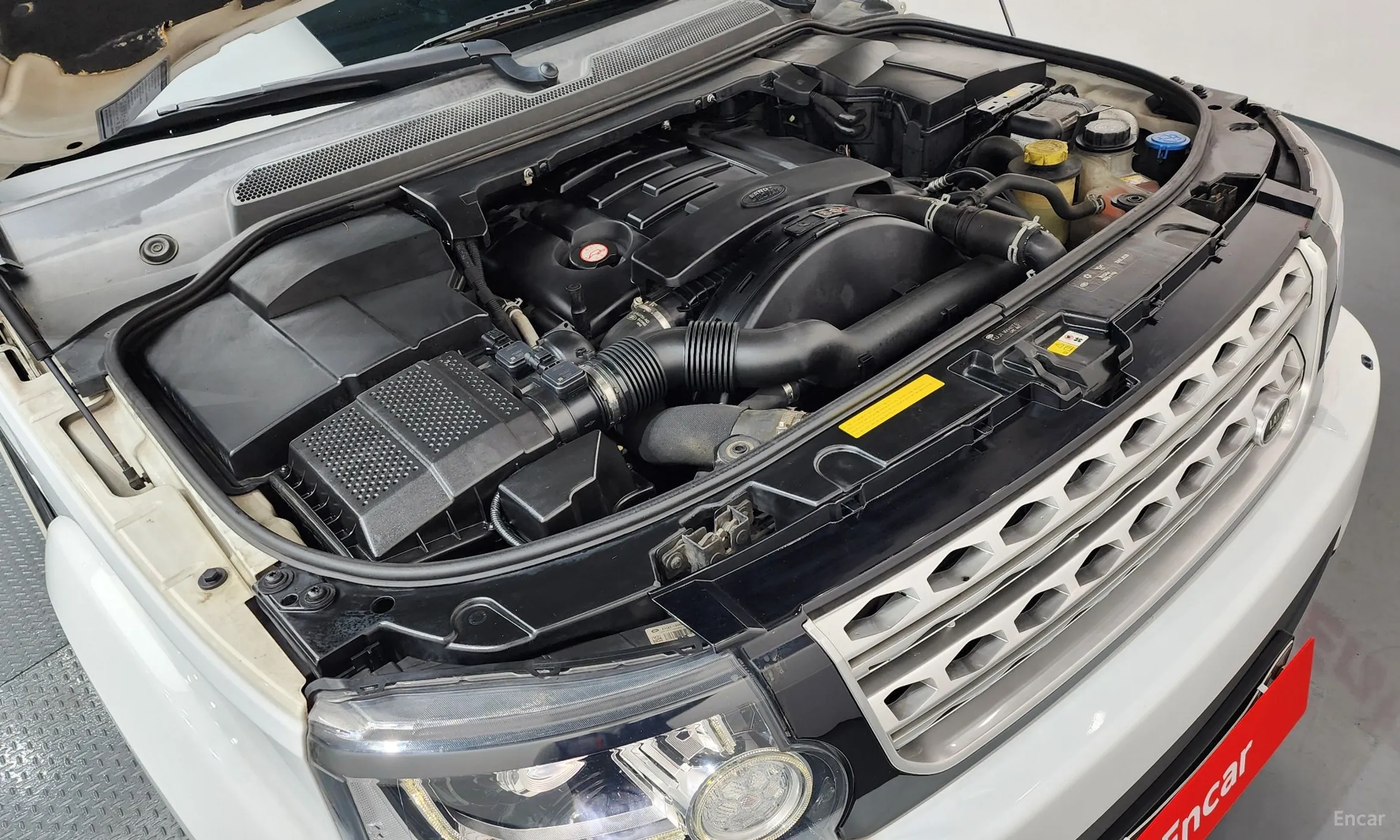 Land Rover Discovery 4 превью 6