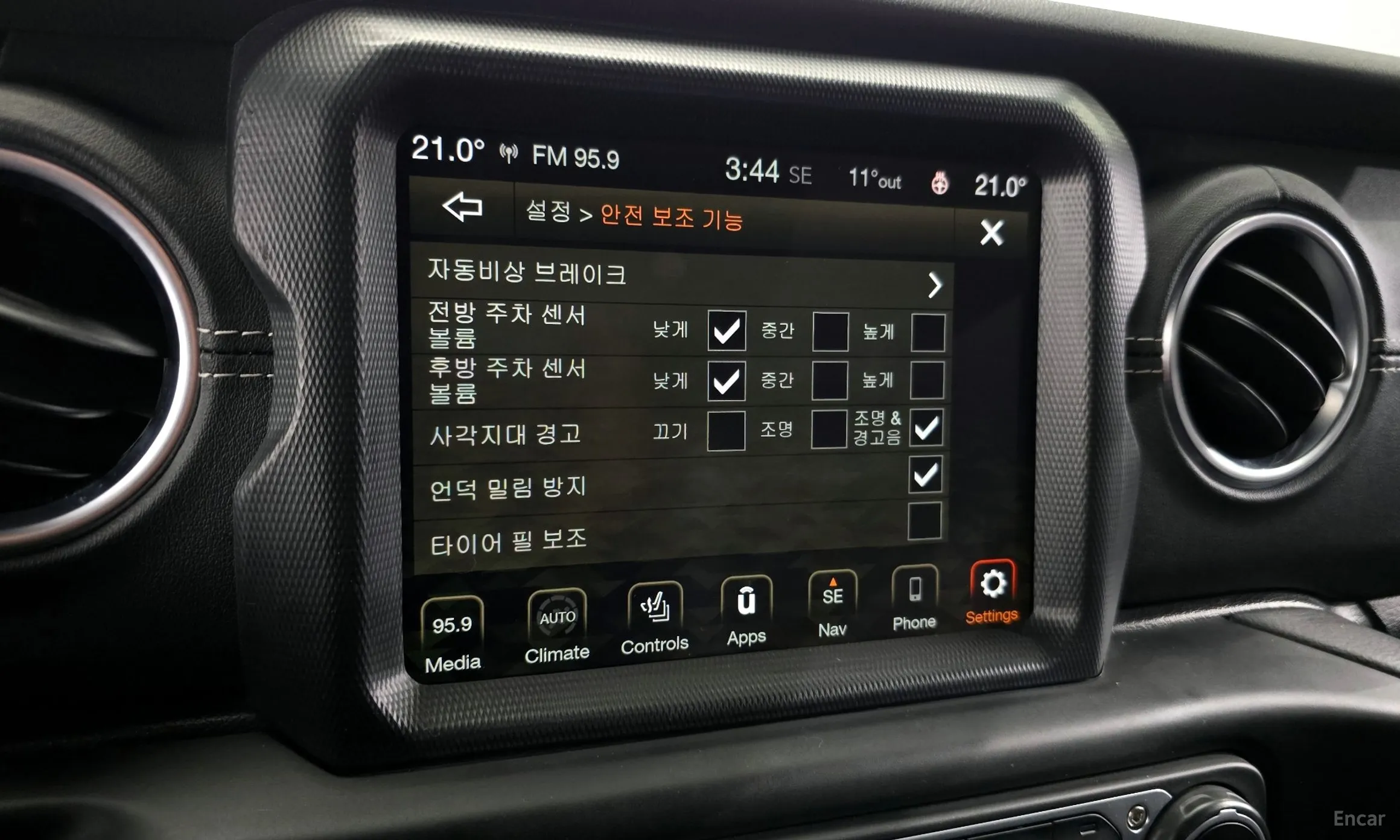 Jeep Wrangler (JL) превью 16