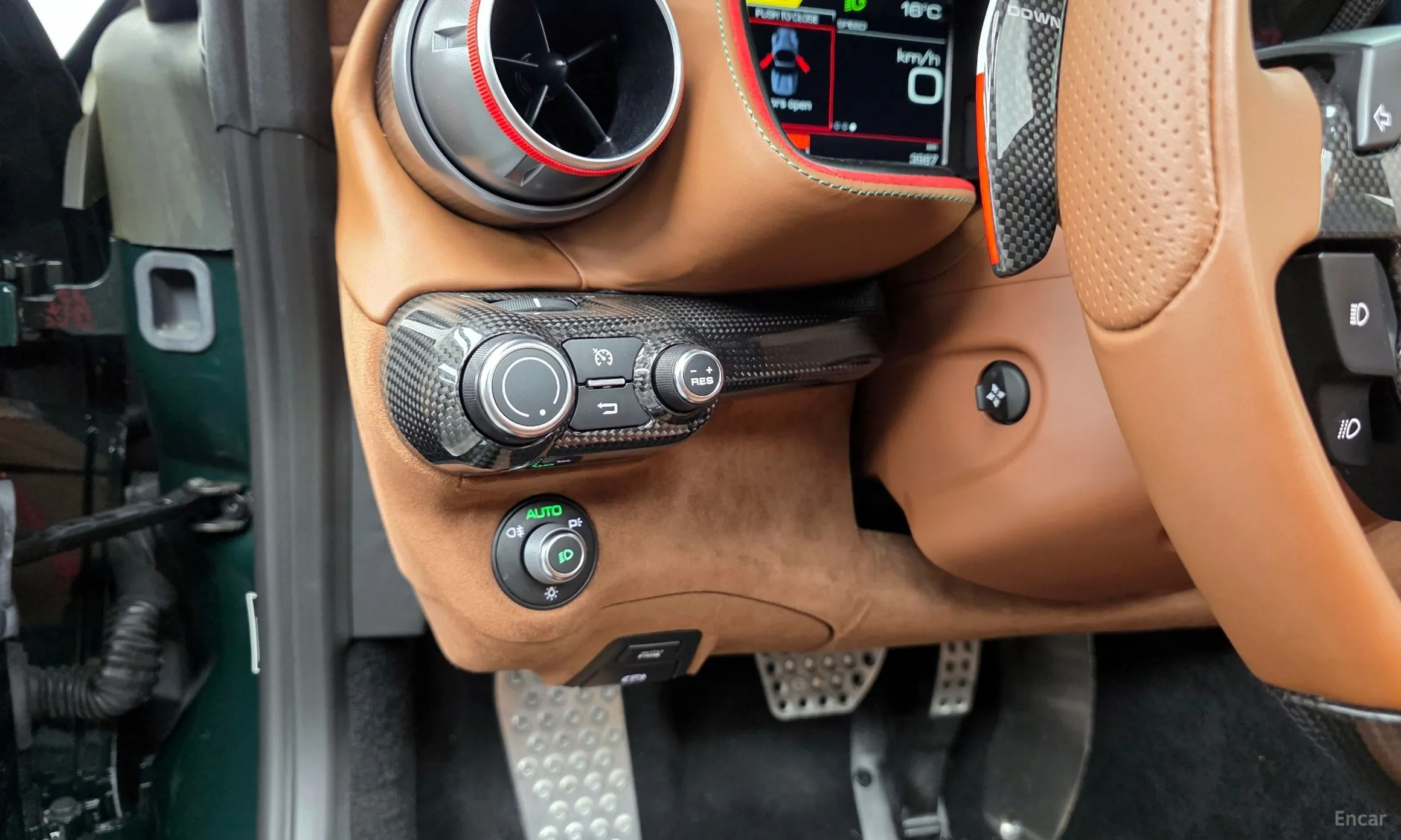 Ferrari 812 GTS превью 16