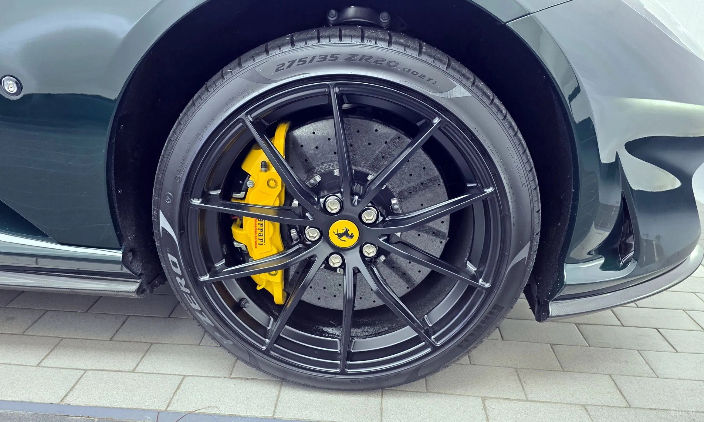 Ferrari 812 GTS превью 5