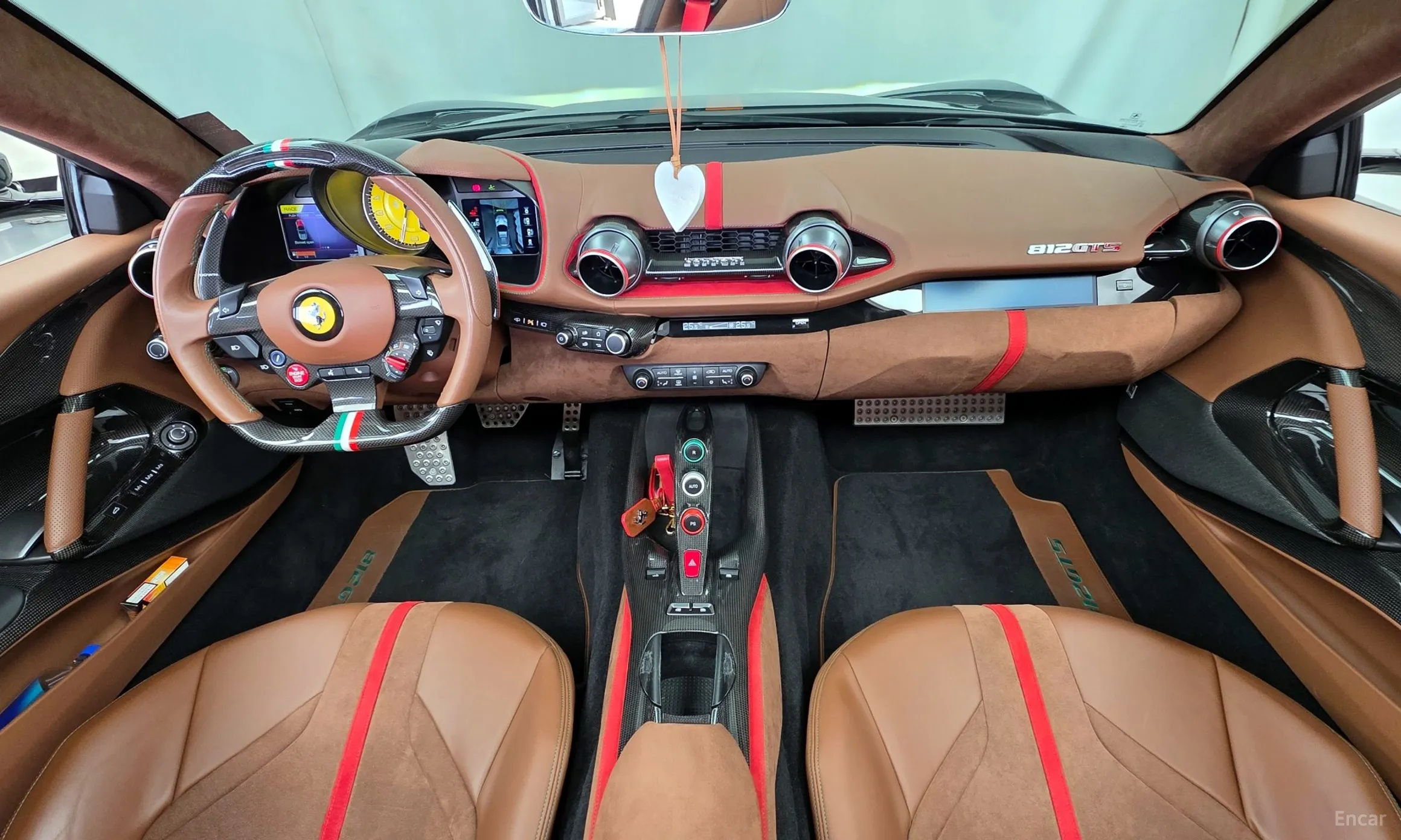 Ferrari 812 GTS превью 7