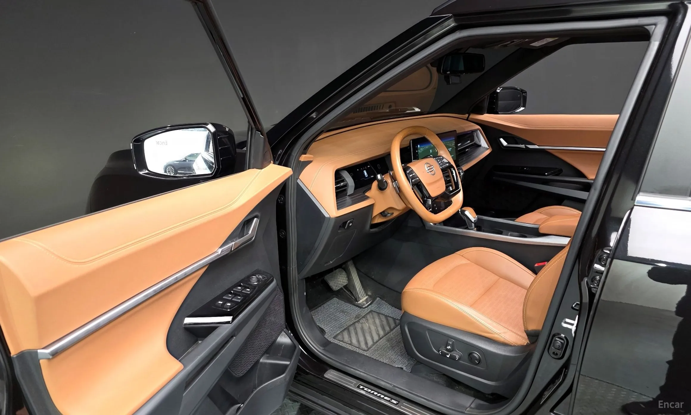 KG Mobility (SsangYong) Torres превью 10