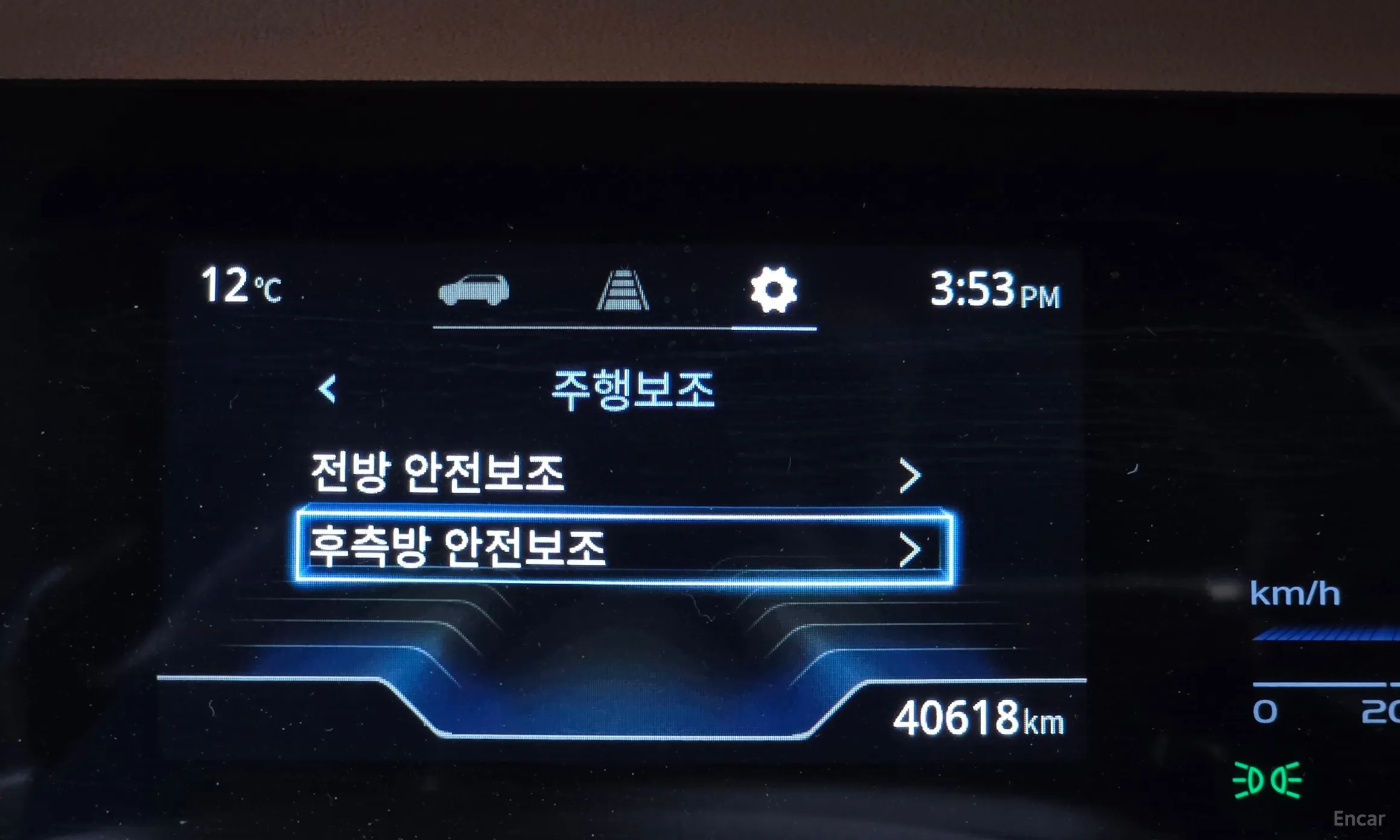KG Mobility (SsangYong) Torres превью 16