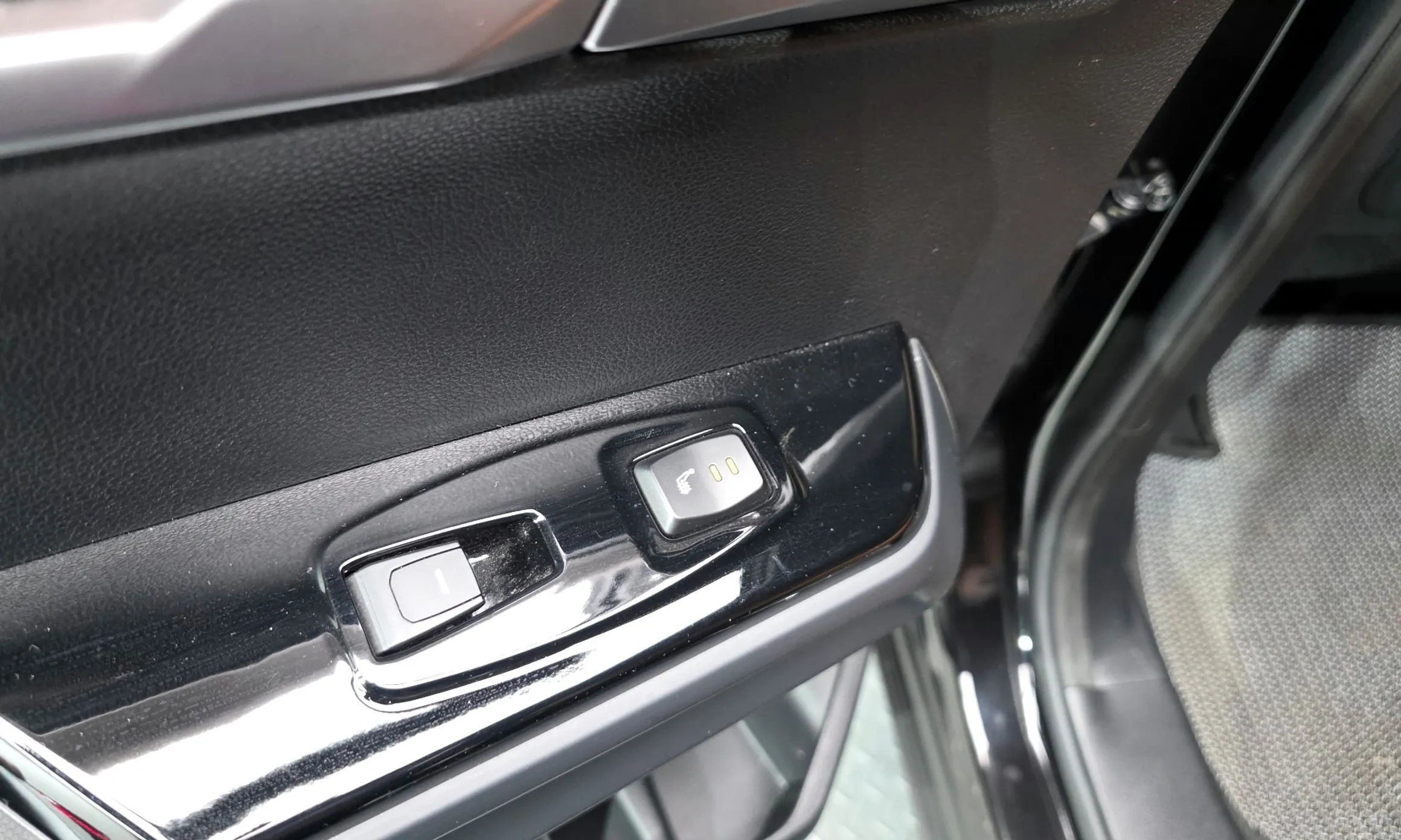 KG Mobility (SsangYong) Torres превью 18
