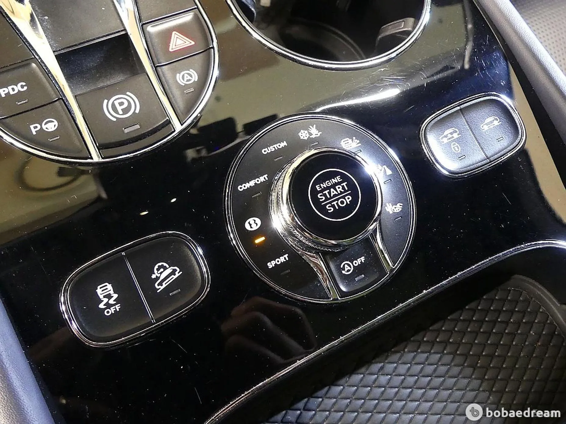 Bentley Bentayga превью 18