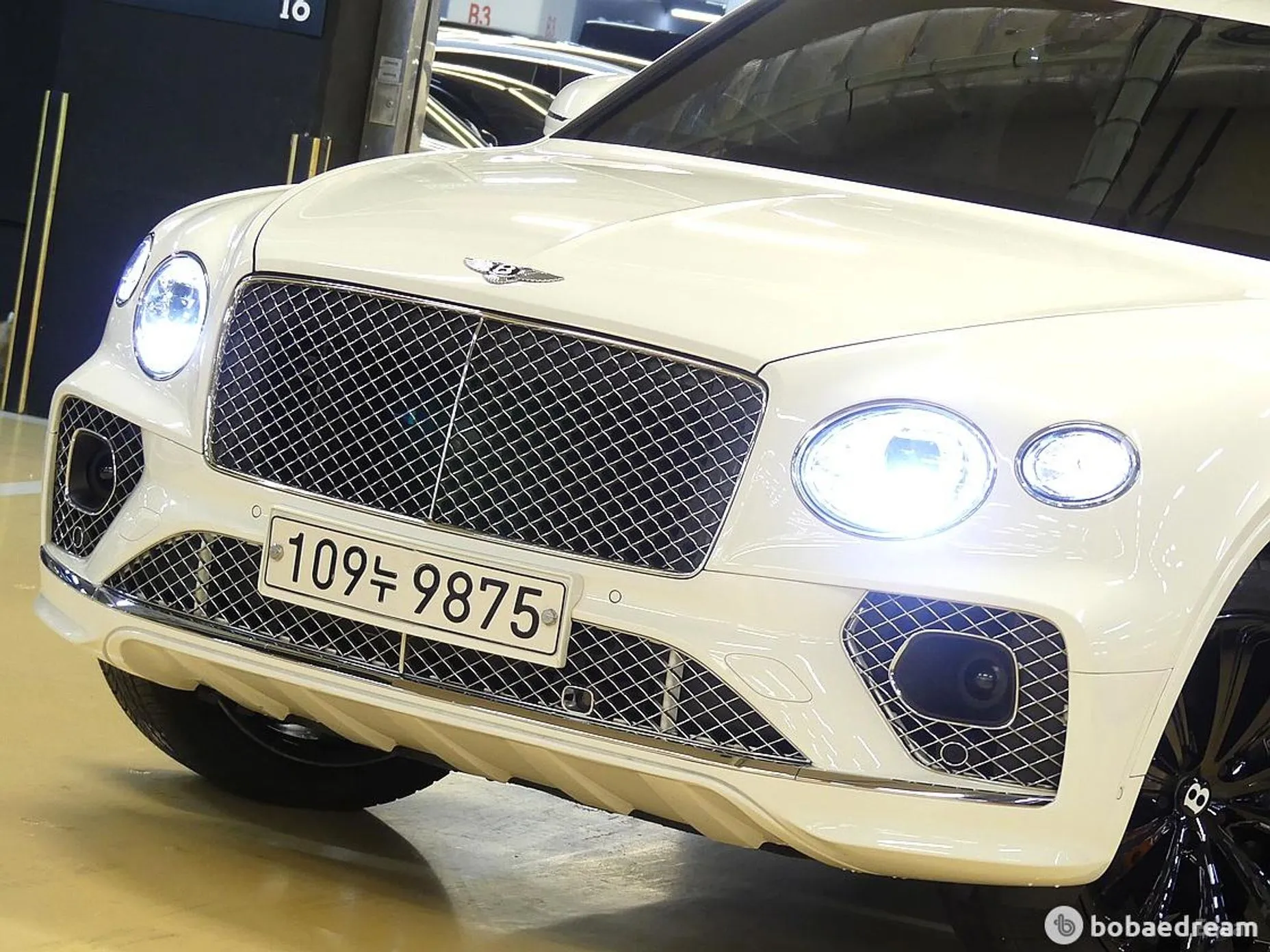 Bentley Bentayga превью 6