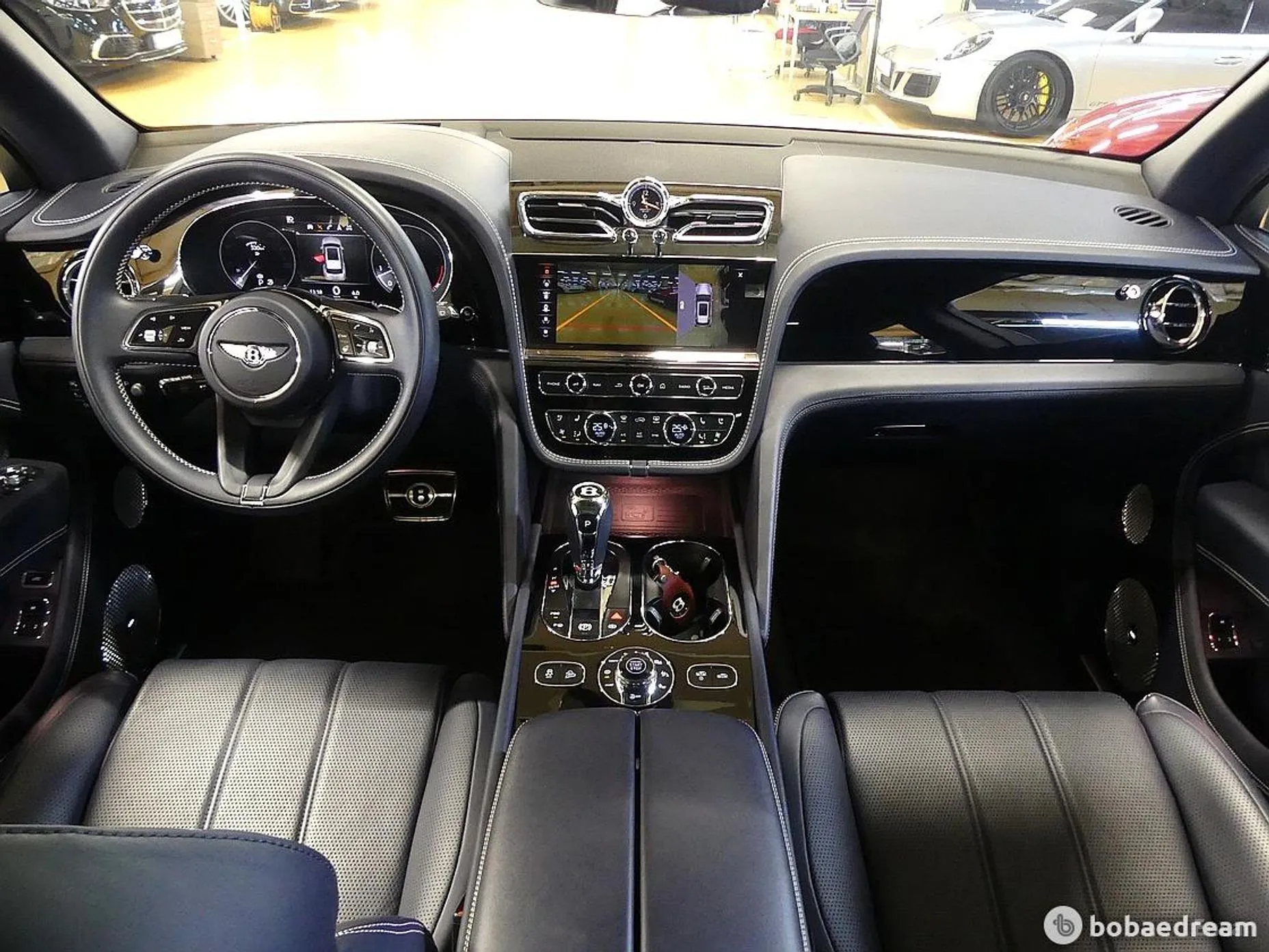 Bentley Bentayga превью 7