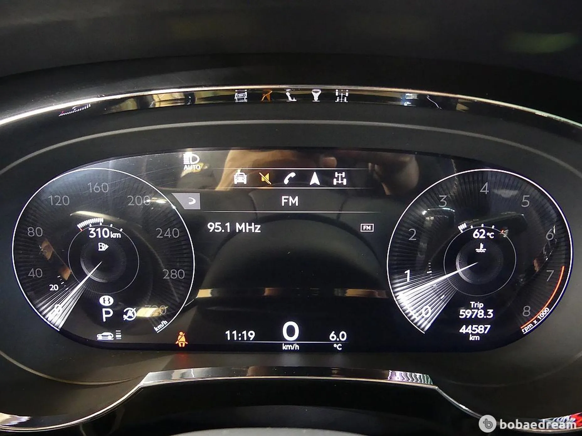 Bentley Bentayga превью 8
