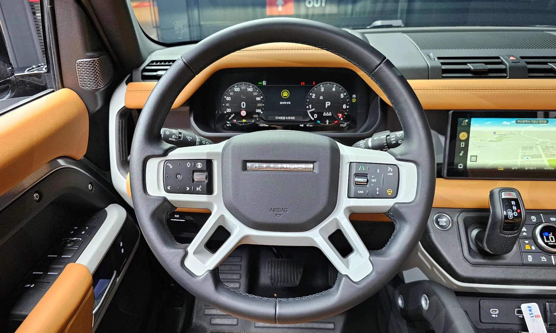 Land Rover Defender (L663) превью 13