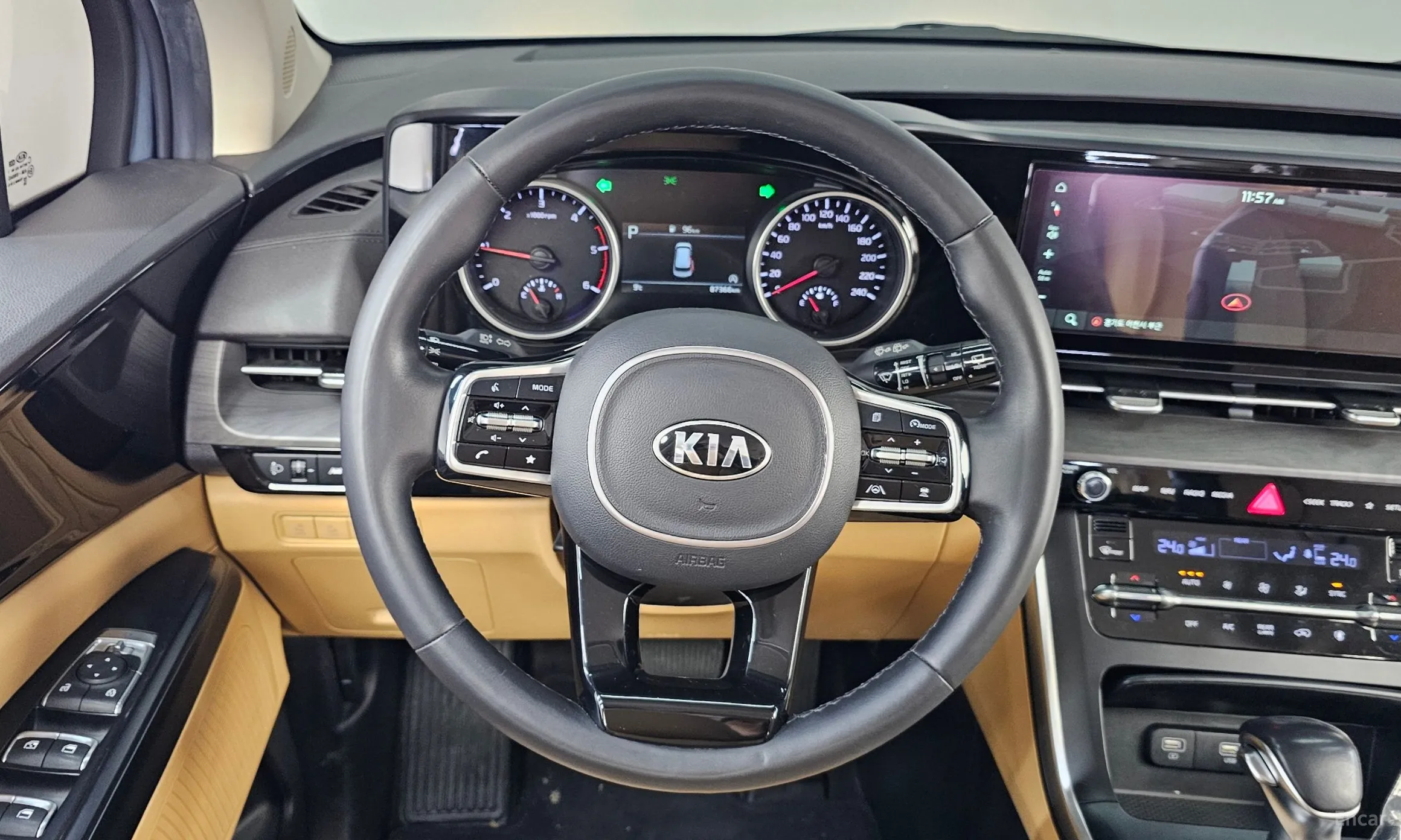 Kia Carnival Gen 4 превью 13