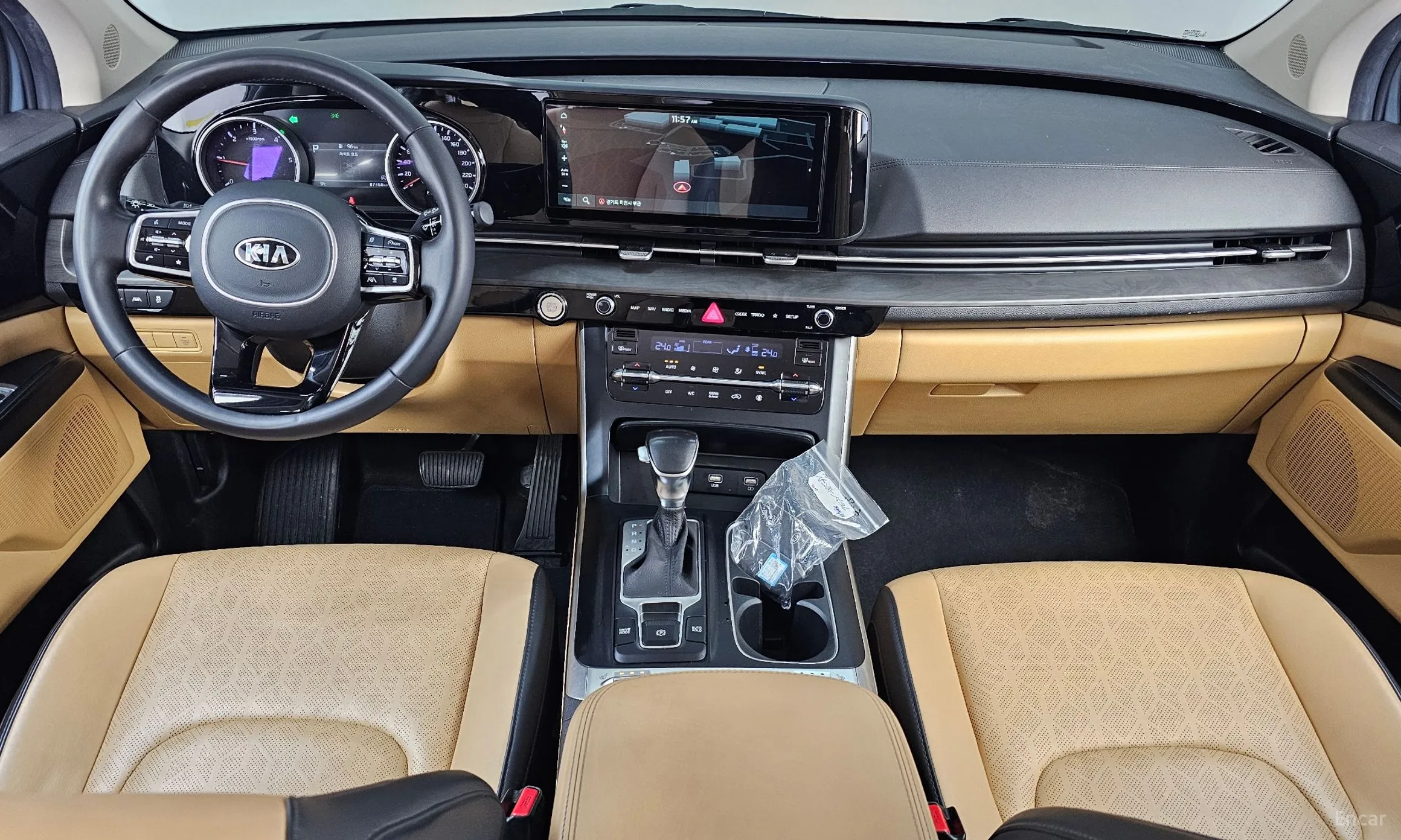 Kia Carnival Gen 4 превью 7